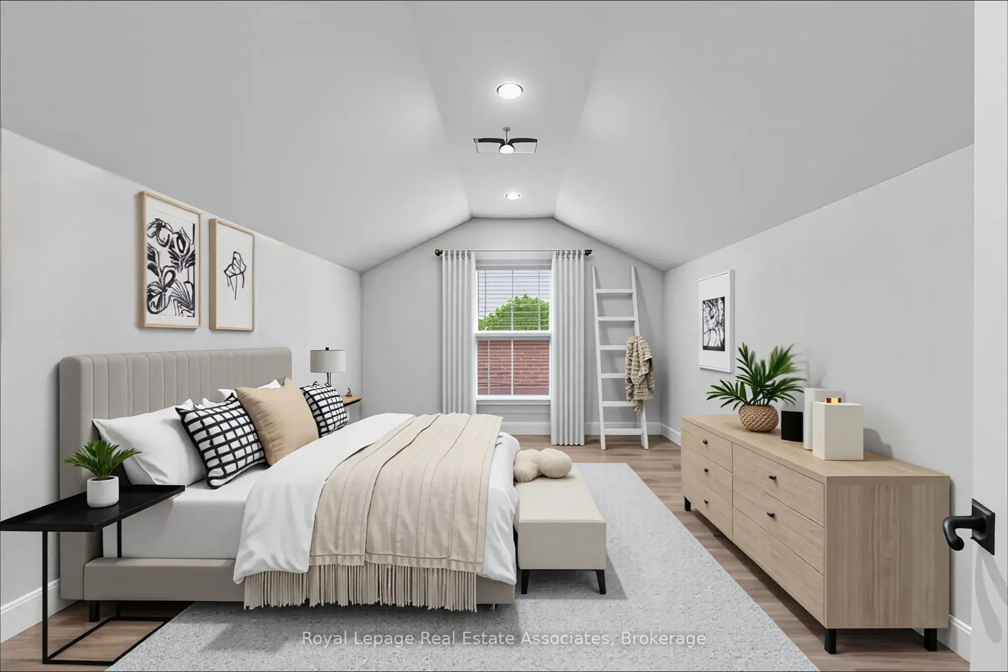 66 Broadway Avenue, #UPPER