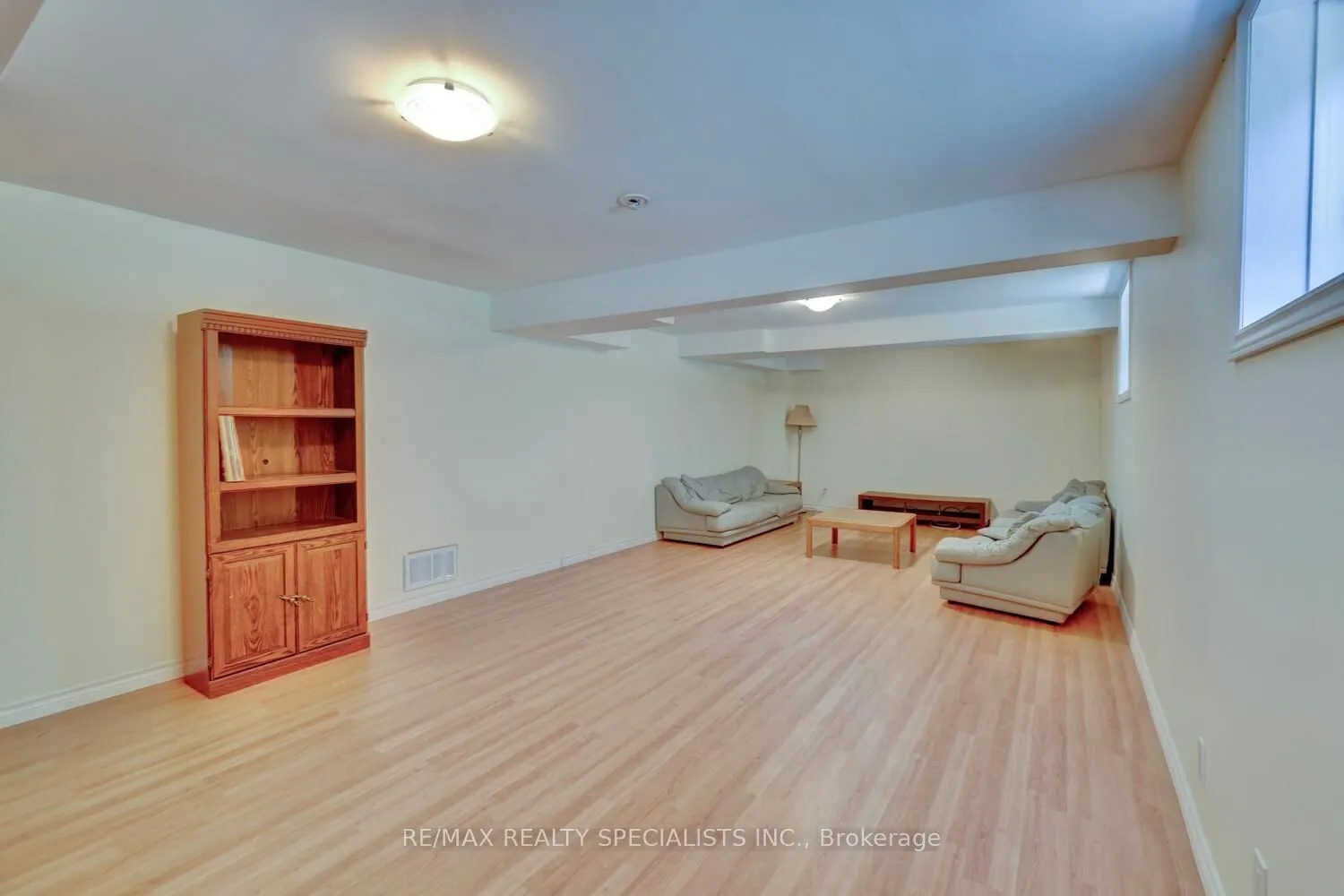 2141 Fowler Lane
