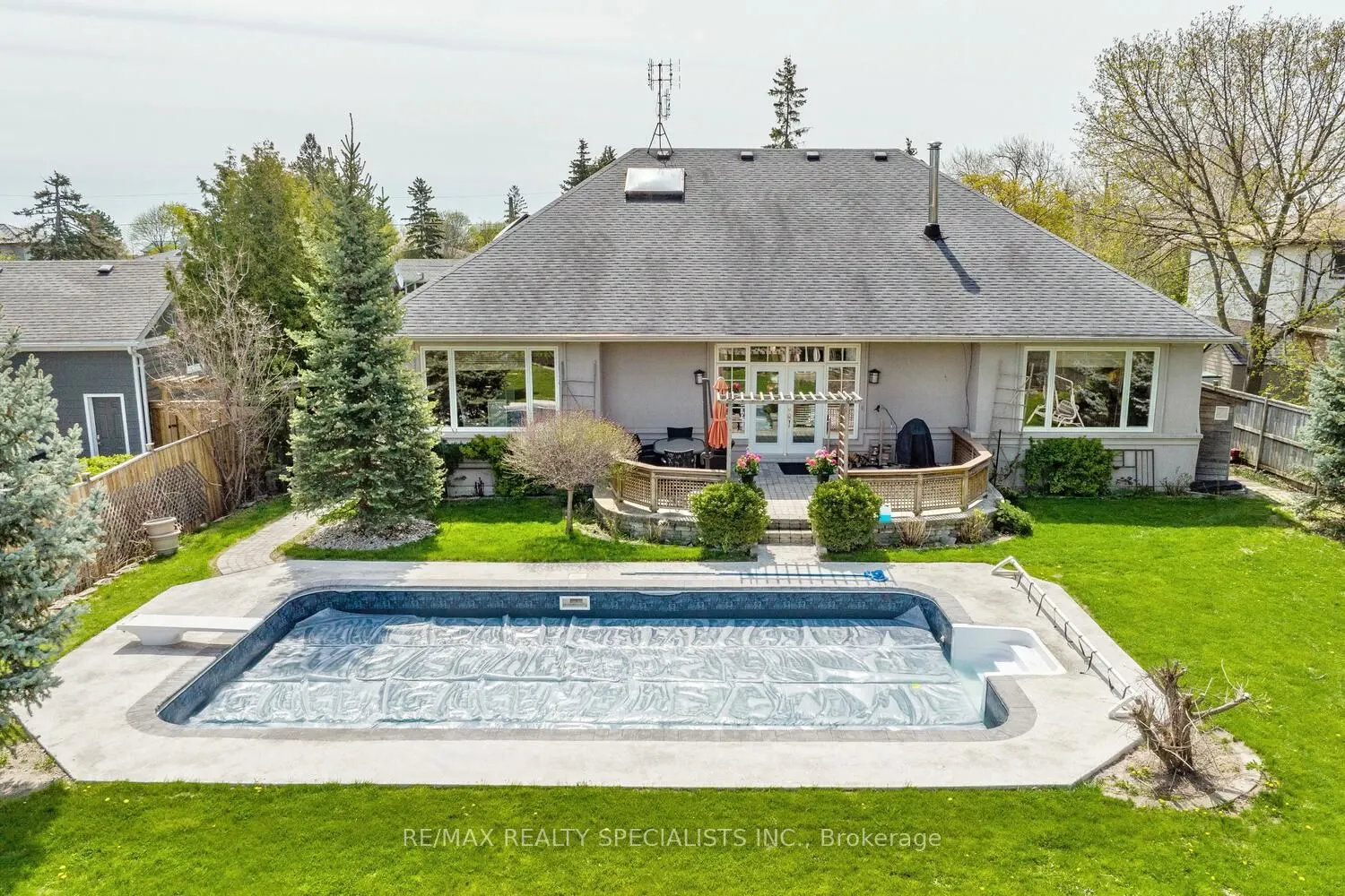 2141 Fowler Lane