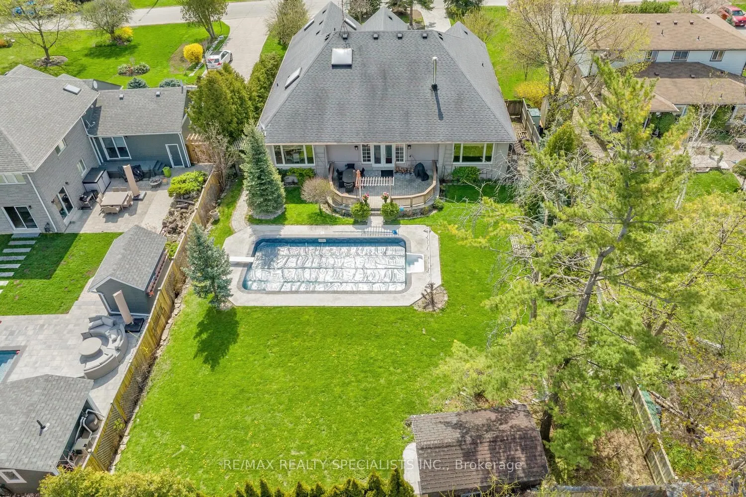 2141 Fowler Lane