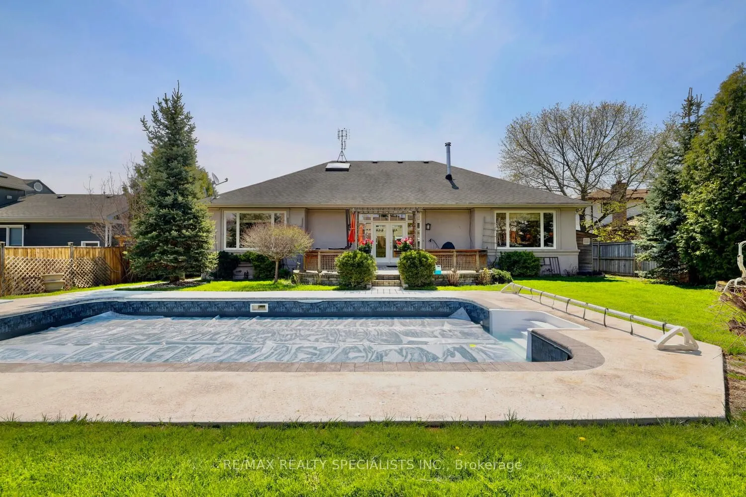 2141 Fowler Lane