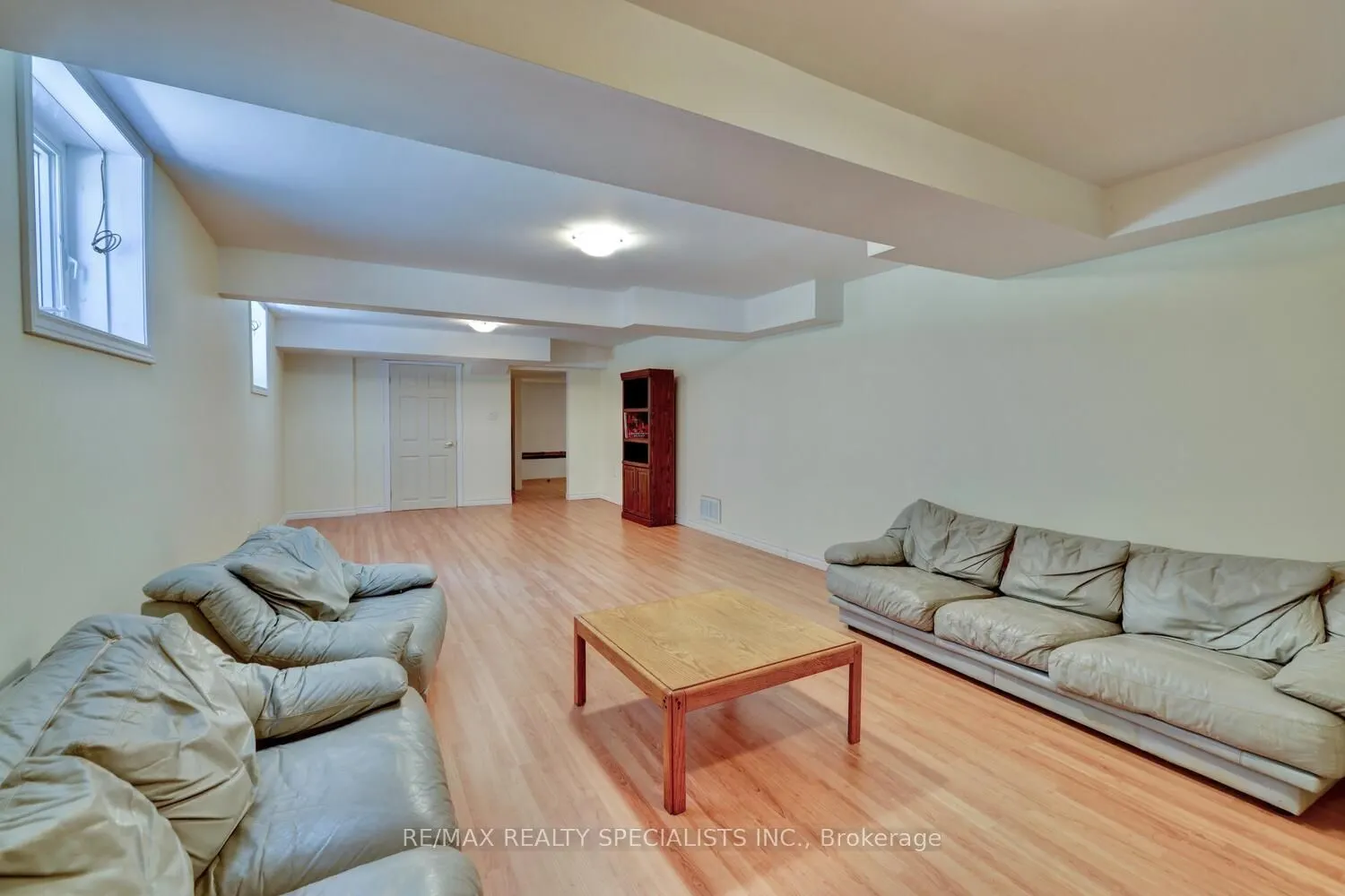 2141 Fowler Lane