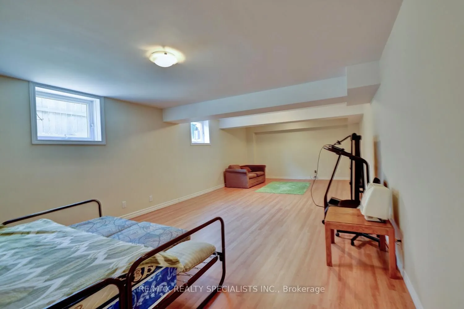 2141 Fowler Lane