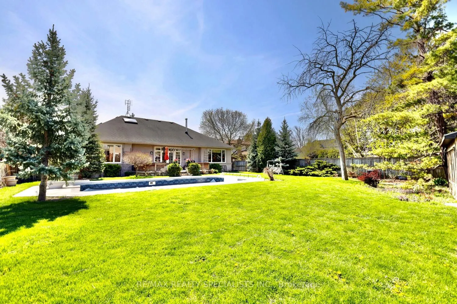 2141 Fowler Lane