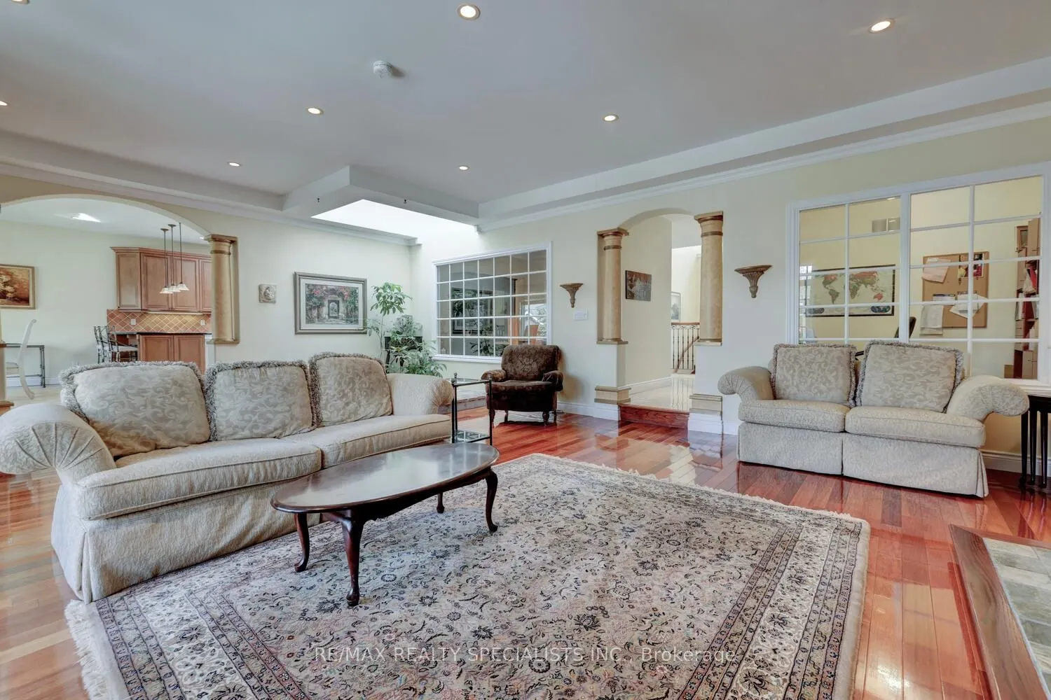 2141 Fowler Lane