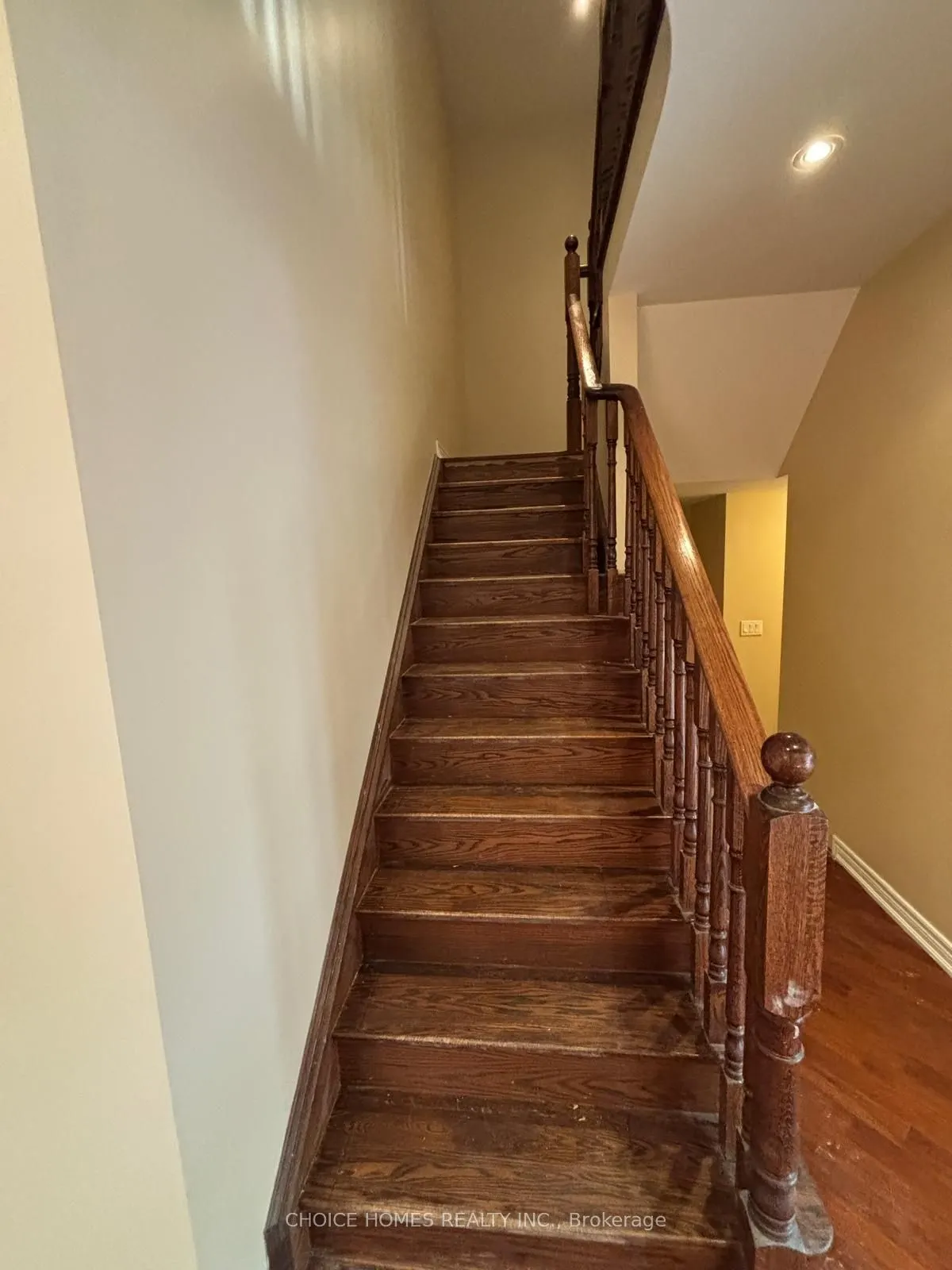 468 Grant Way
