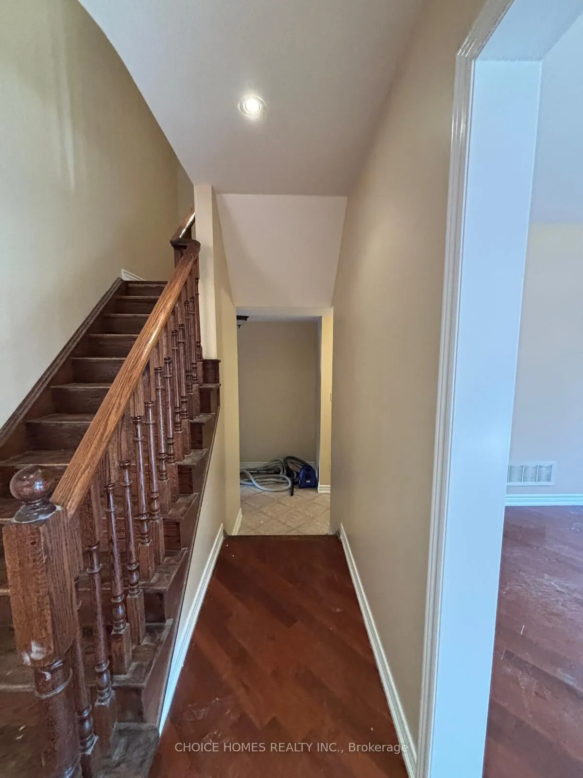 468 Grant Way