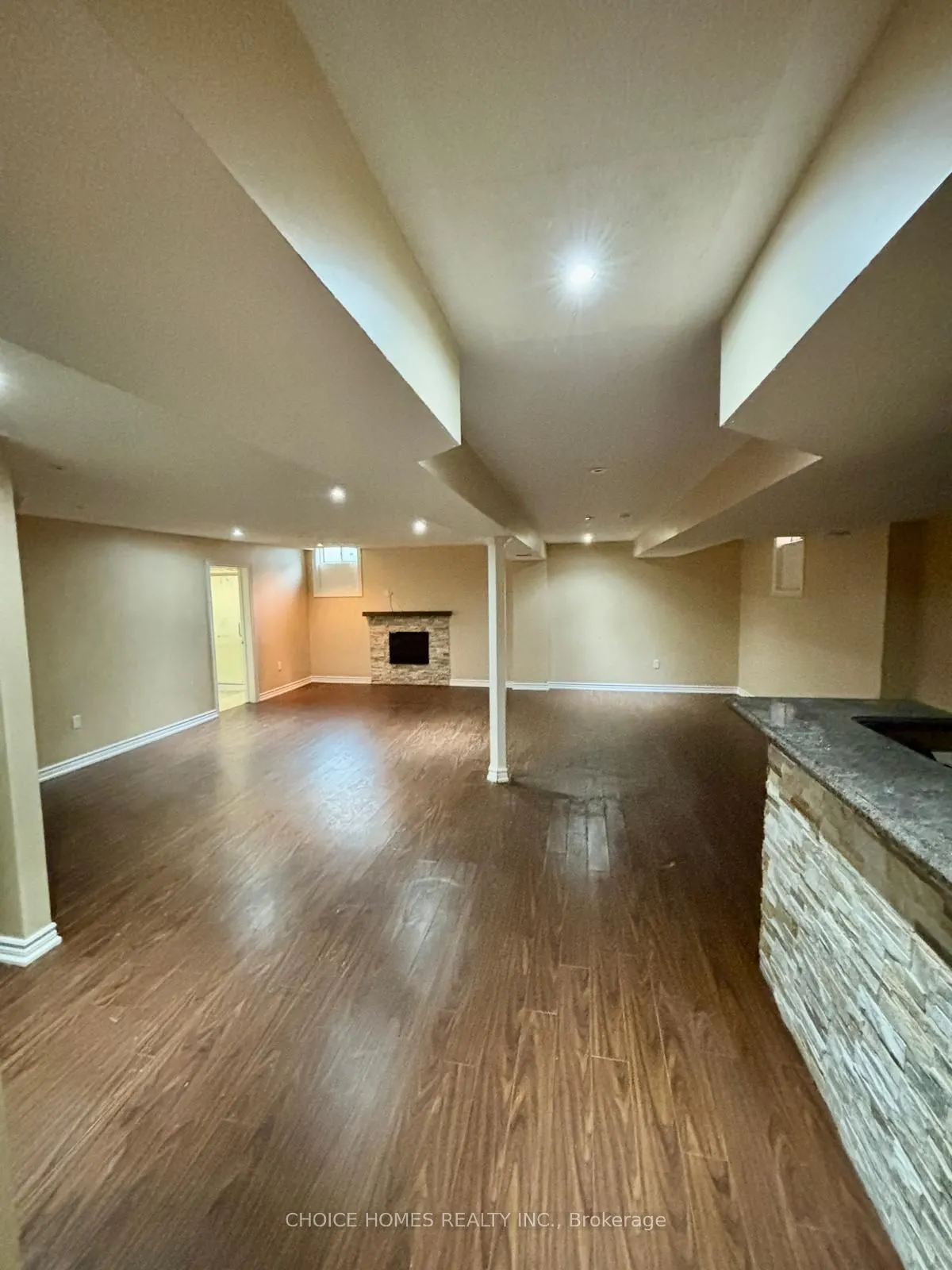 468 Grant Way