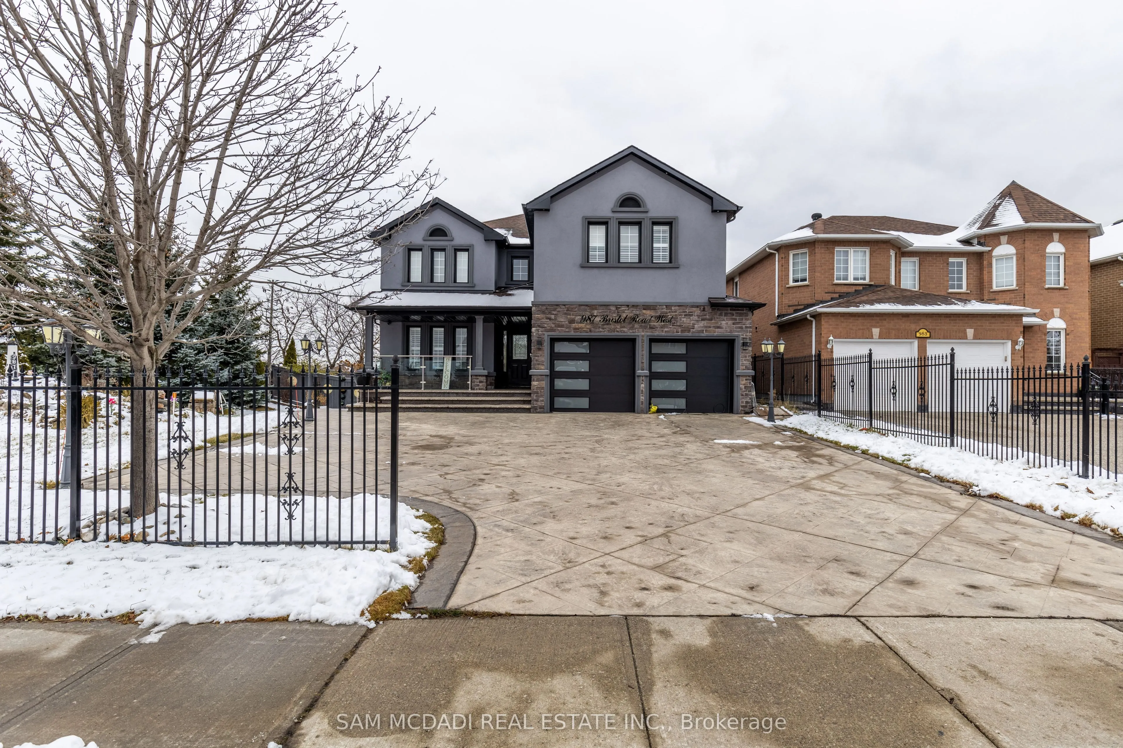 987 Bristol Road W, #BSMT
