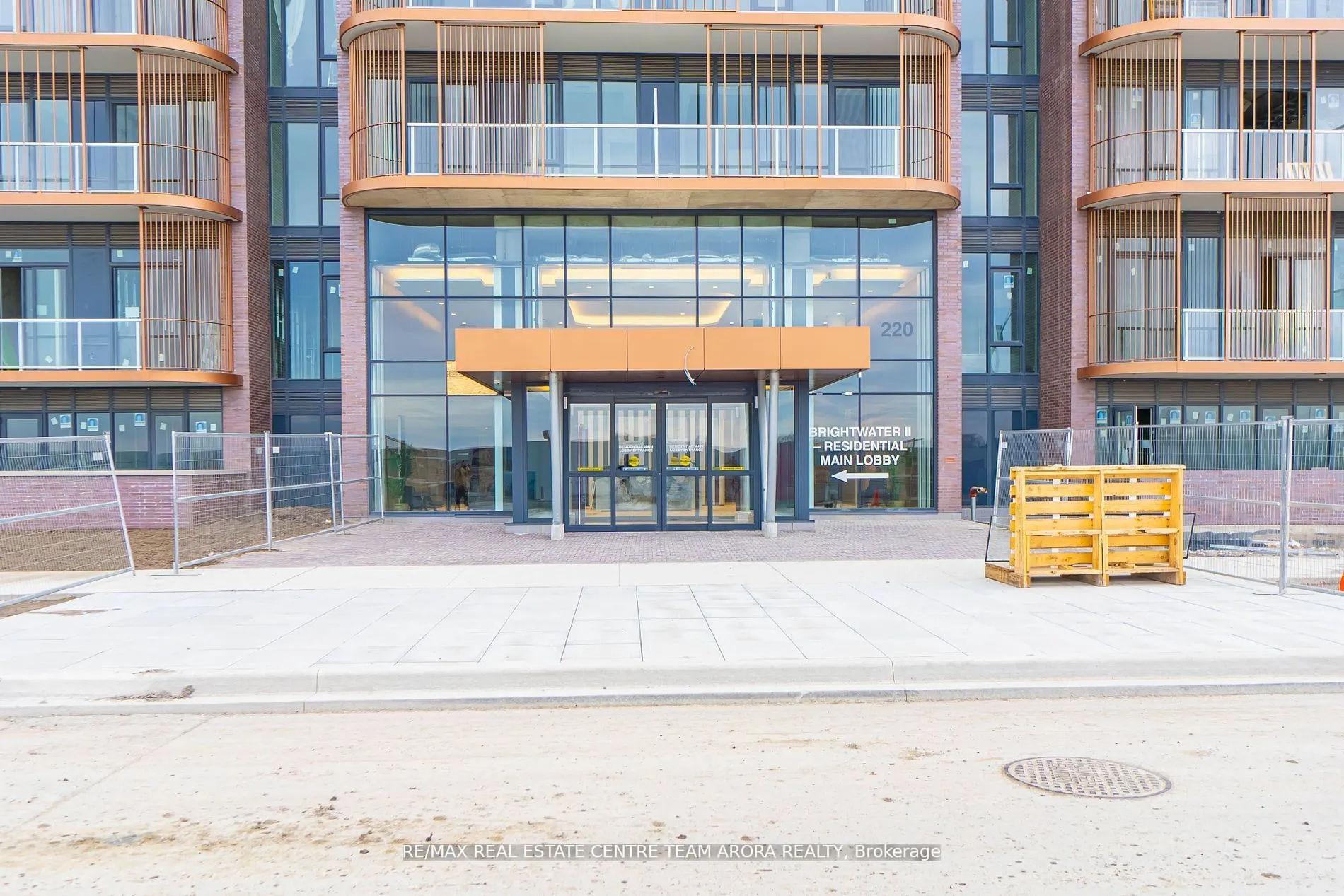 220 Missinnihe Way, #703