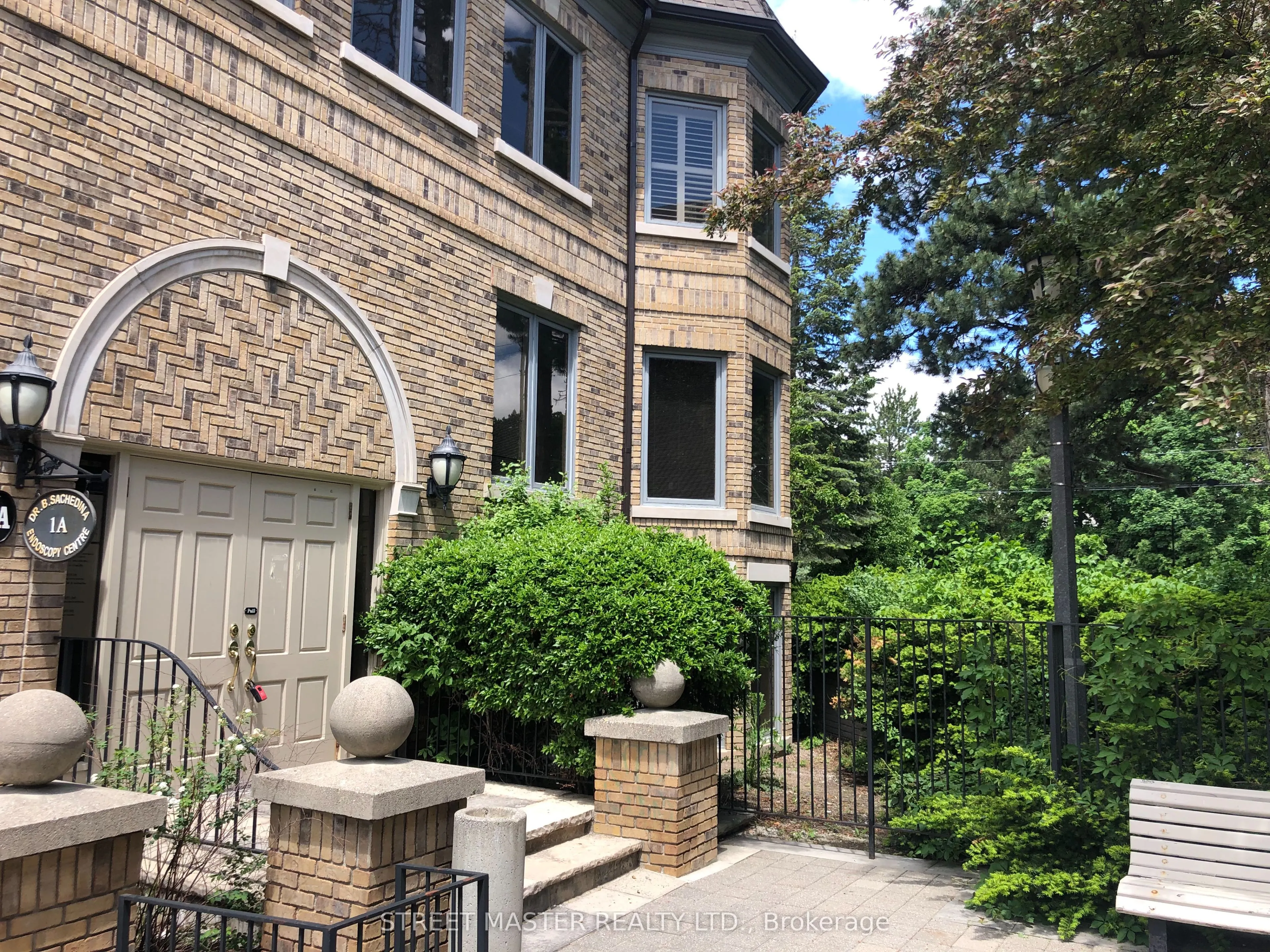 1A Conestoga Drive, #200