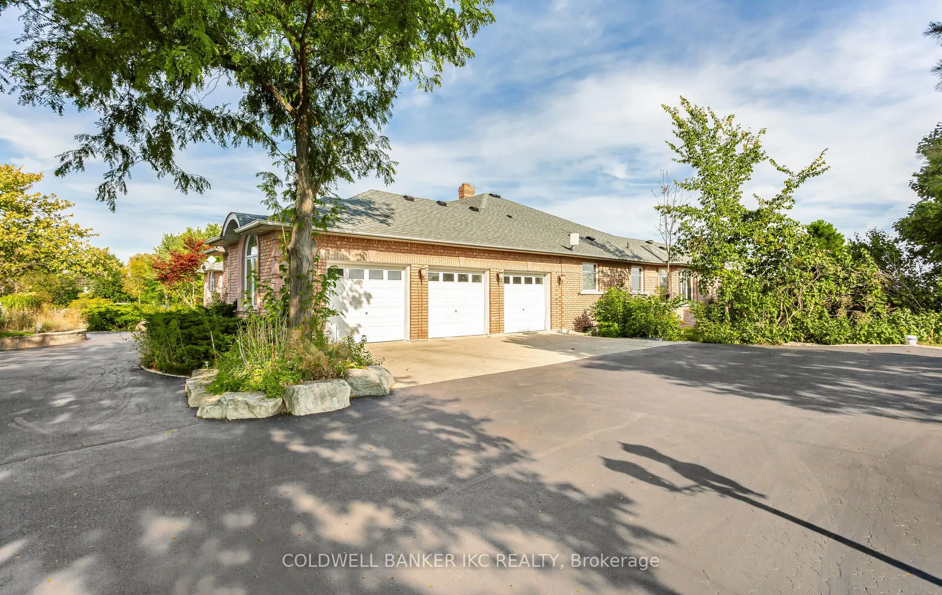 2738 Lower Base Line W
