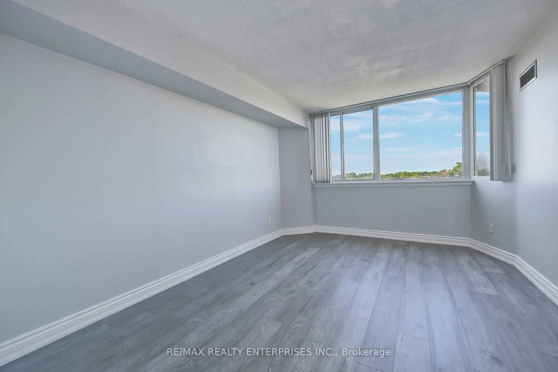 1001 Cedarglen Gate, #420