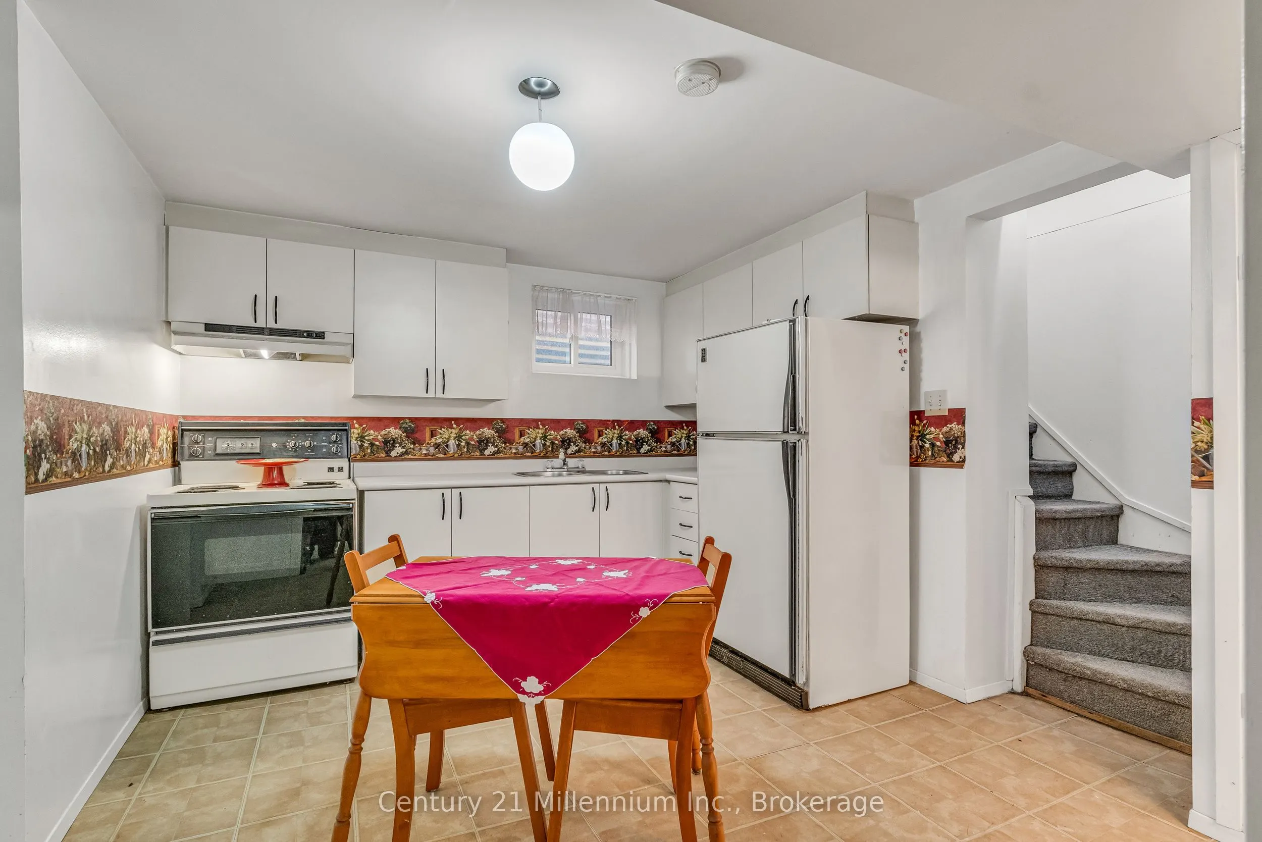 82 Candy Crescent