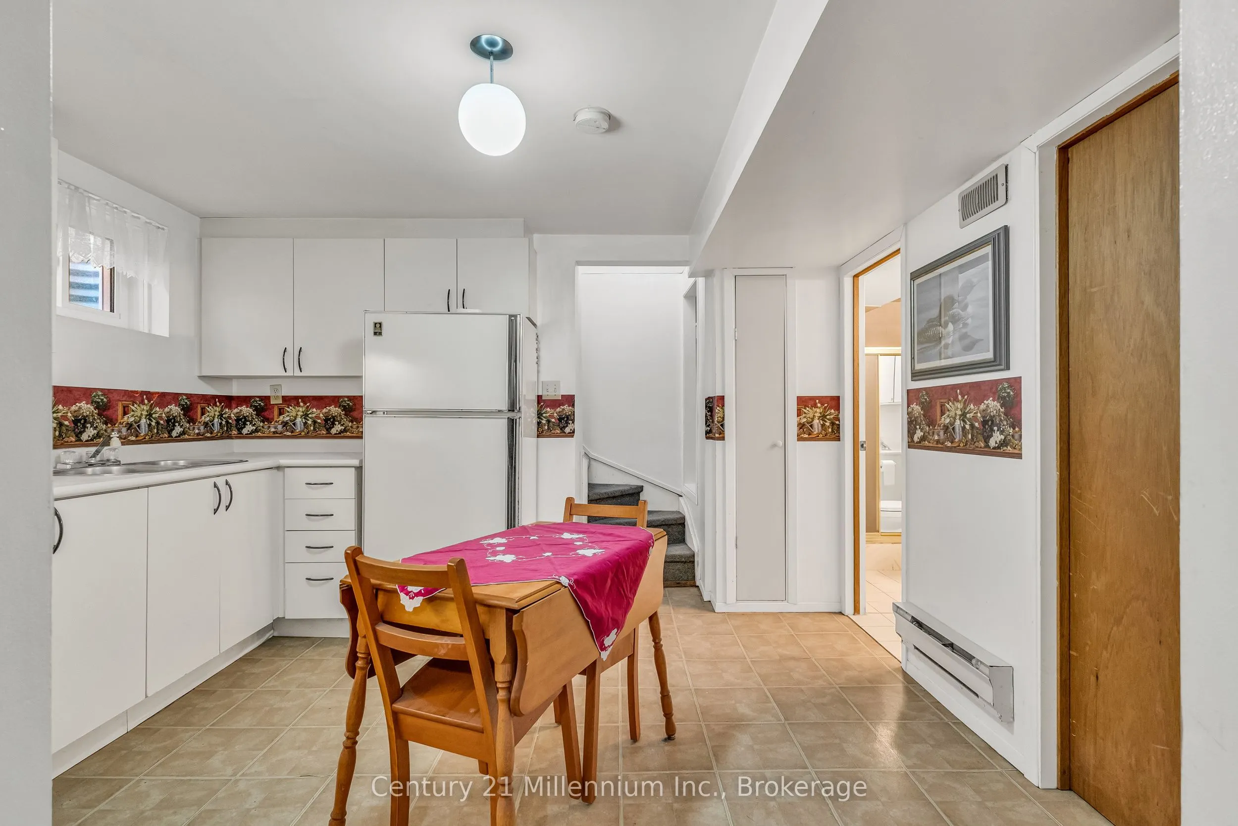 82 Candy Crescent