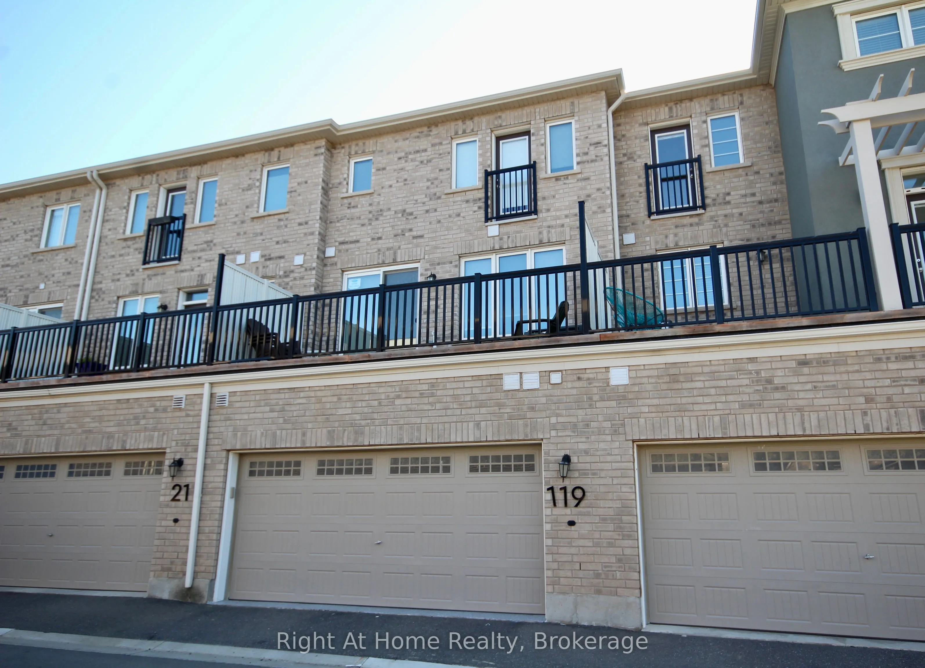 119 Stork Street