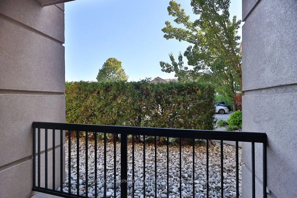 2035 Appleby Line, #113