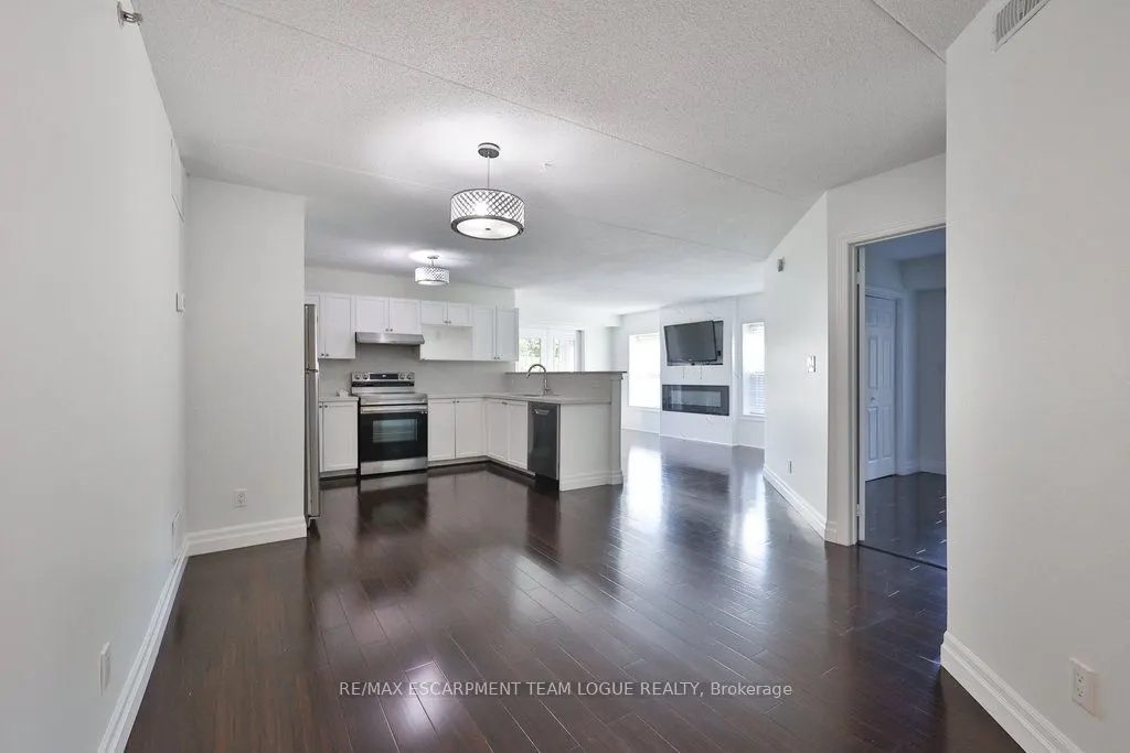 2035 Appleby Line, #113