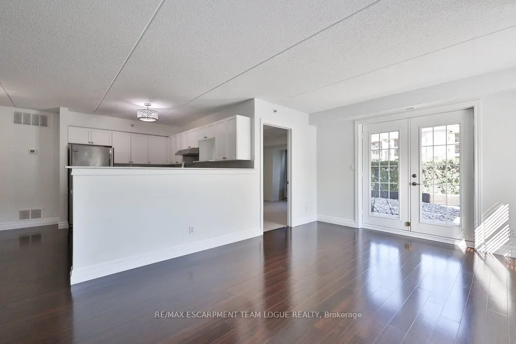 2035 Appleby Line, #113