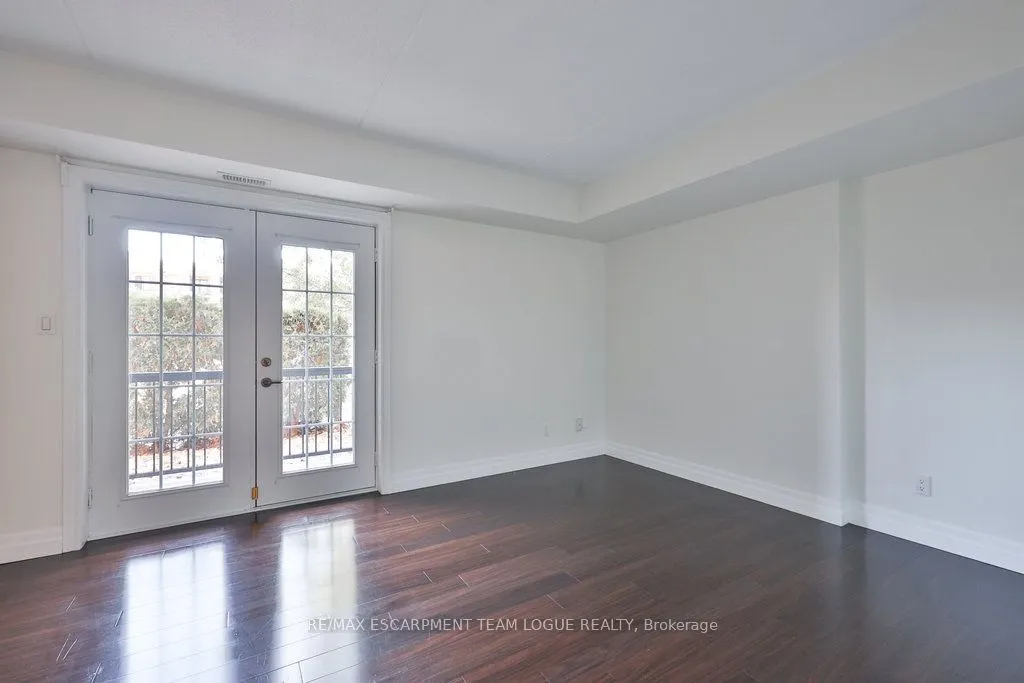 2035 Appleby Line, #113
