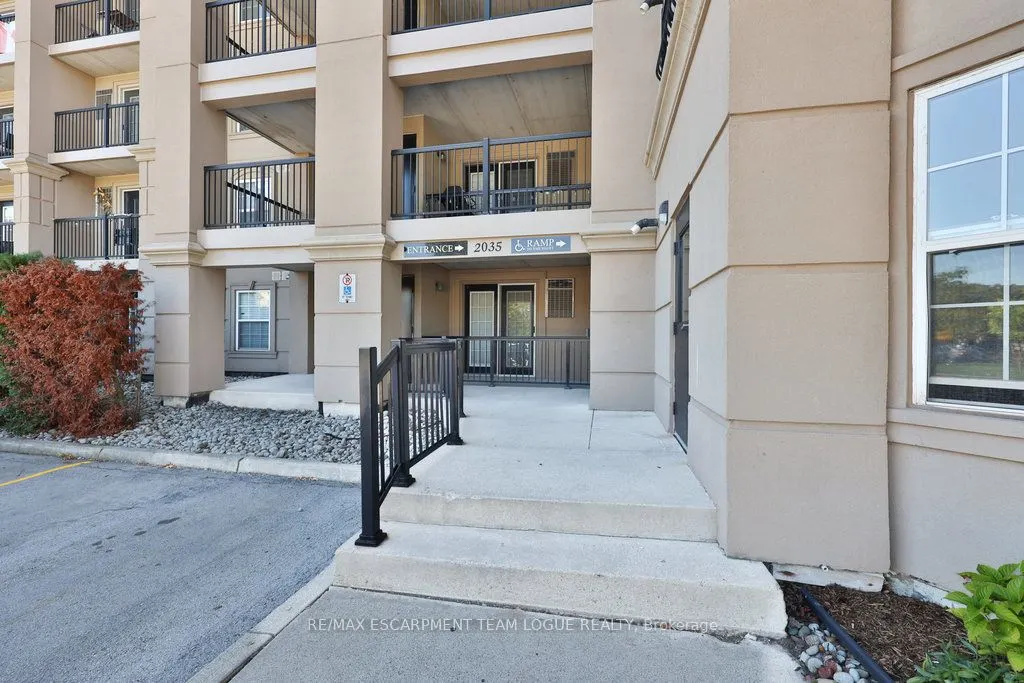 2035 Appleby Line, #113
