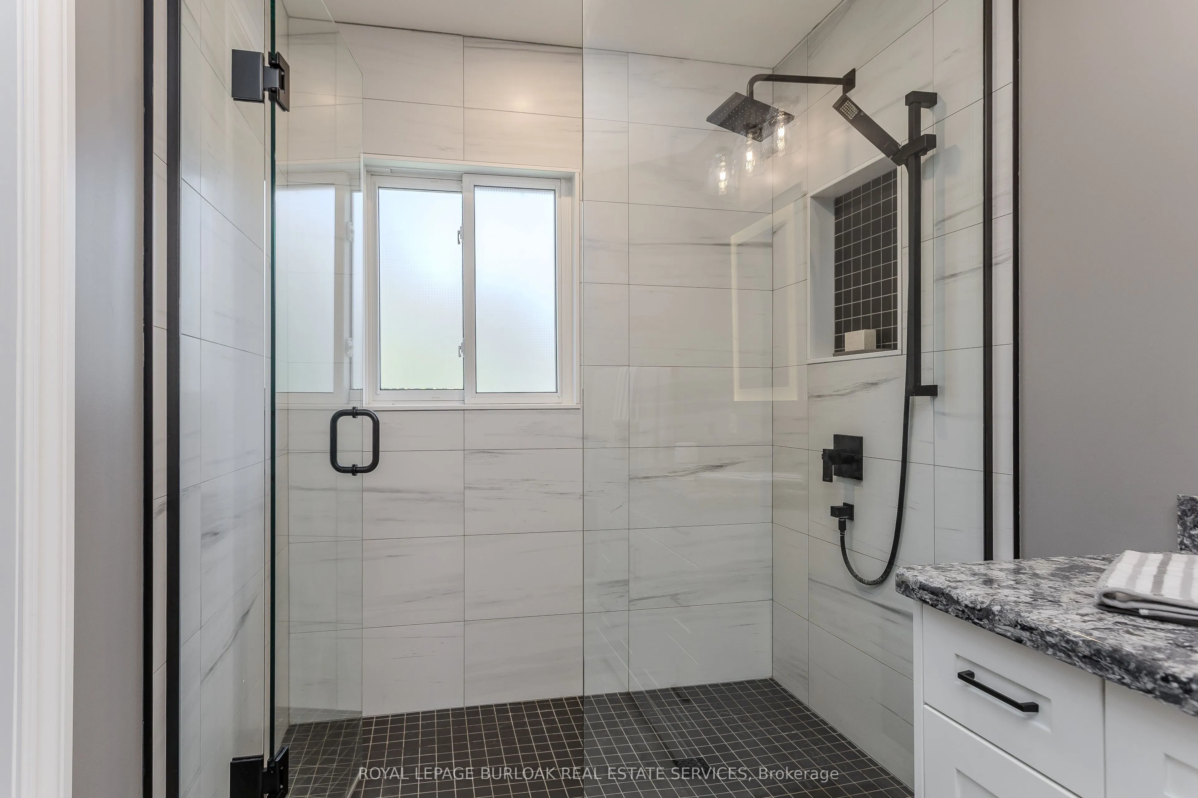 1415 Hazelton Boulevard, #23
