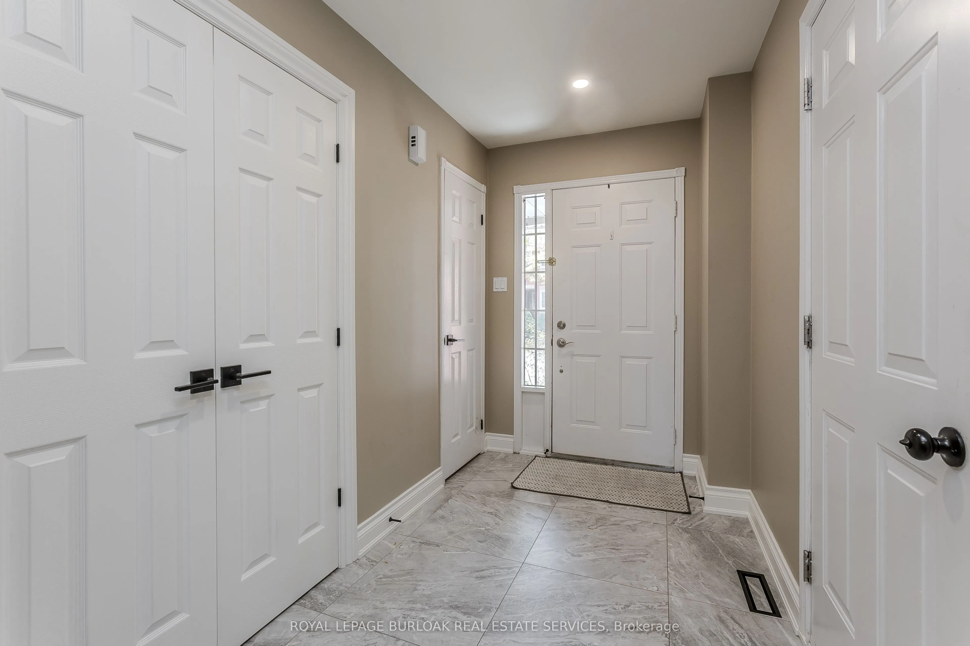 1415 Hazelton Boulevard, #23
