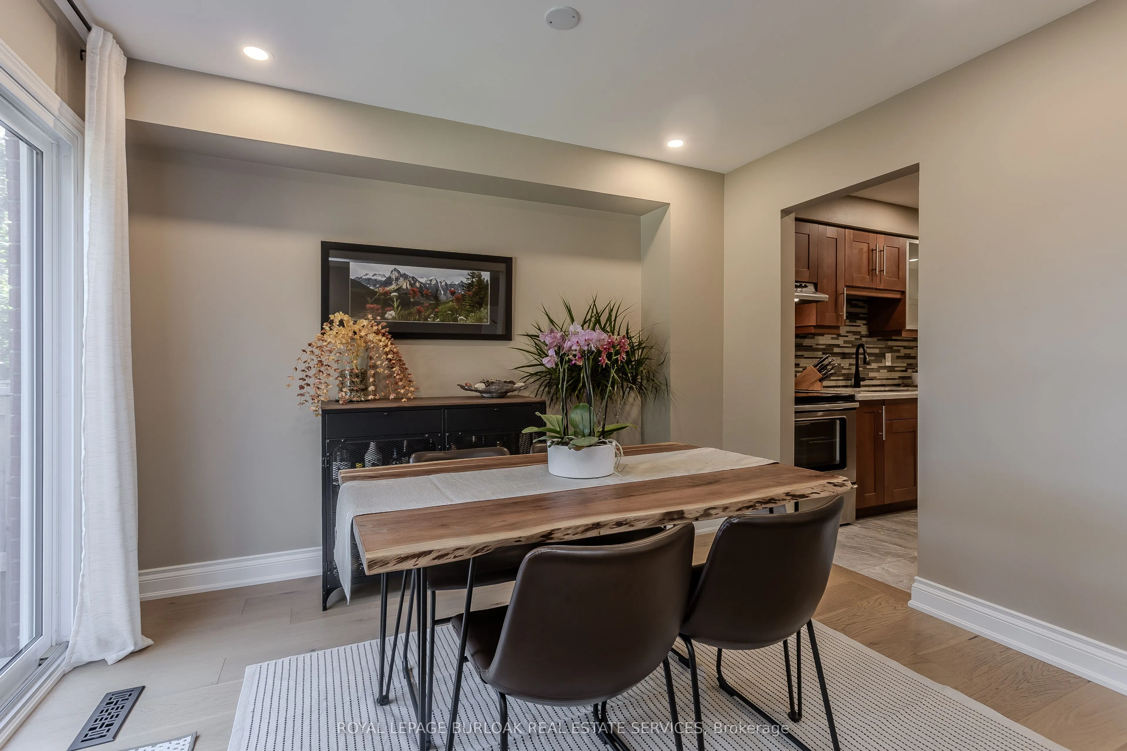 1415 Hazelton Boulevard, #23