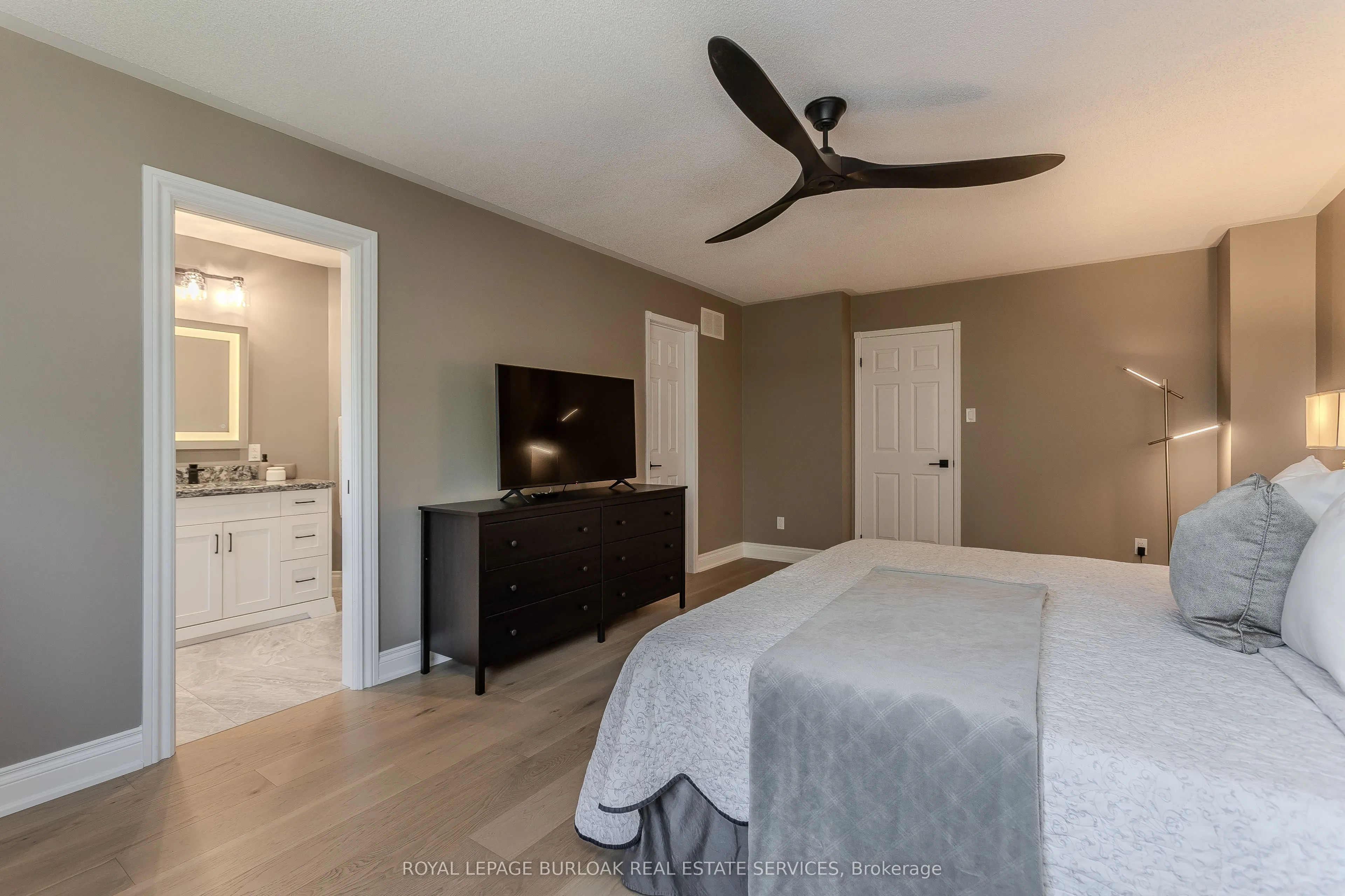 1415 Hazelton Boulevard, #23