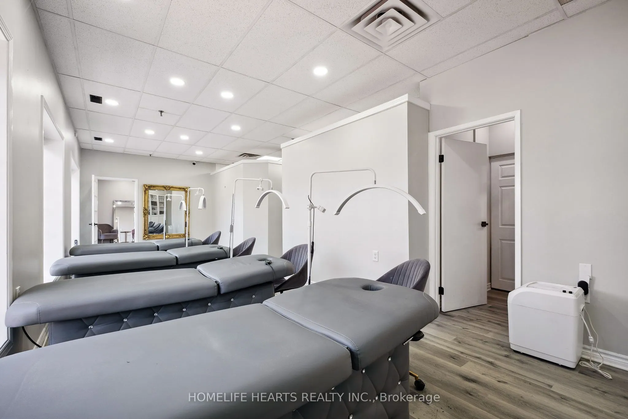 2180 Credit Valley Road, #106B