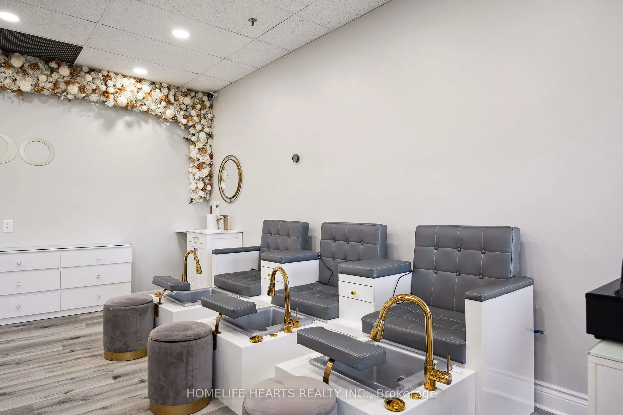 2180 Credit Valley Road, #106B