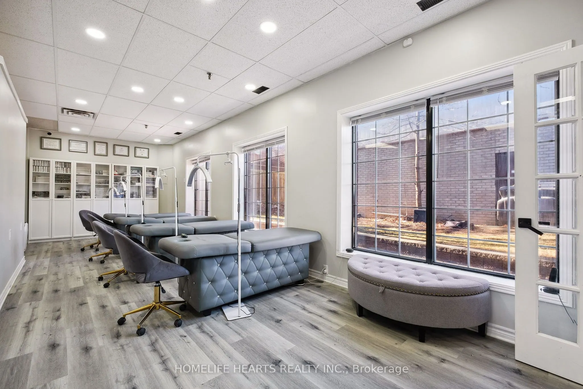 2180 Credit Valley Road, #106B