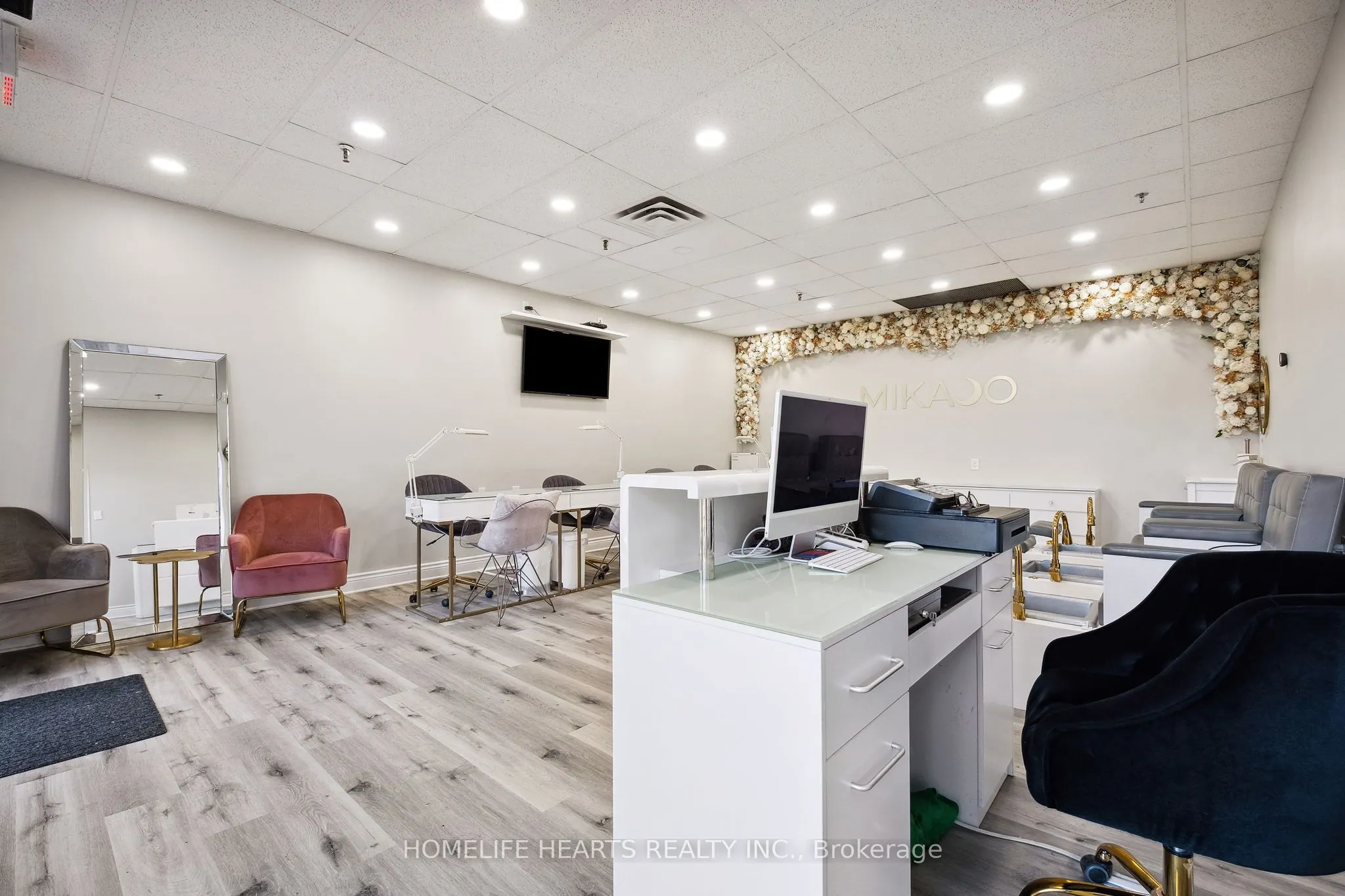 2180 Credit Valley Road, #106B
