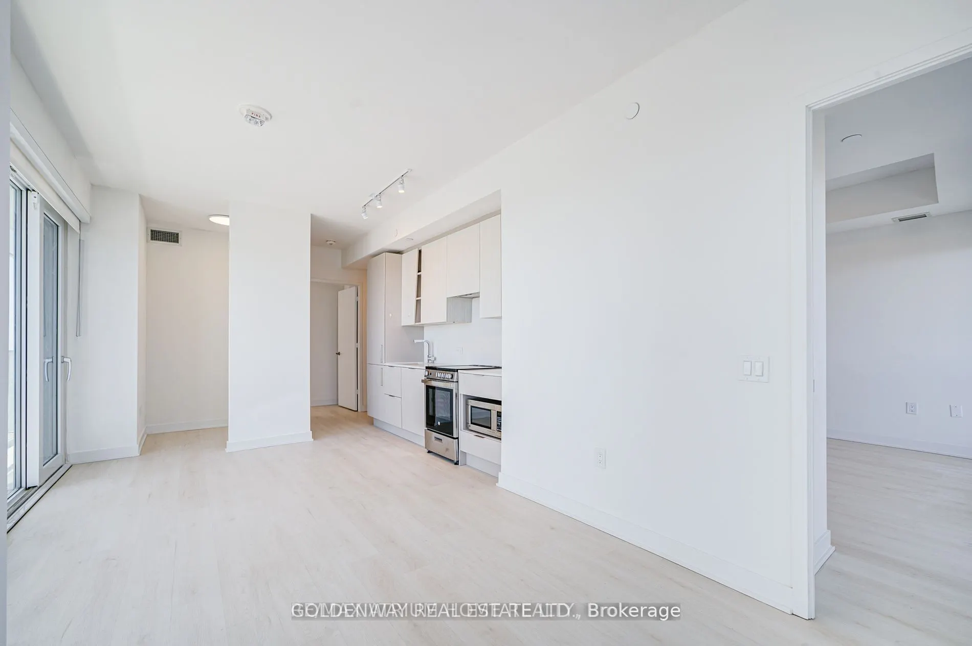3900 Confederation Parkway, #2503
