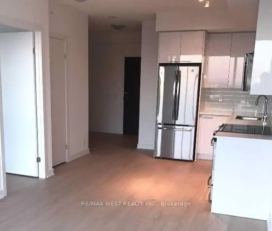 10 Parklawn Road, #2702
