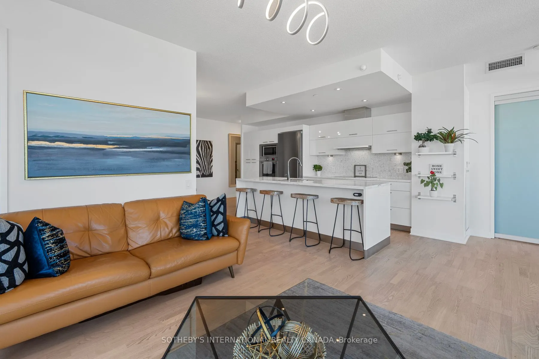 88 Park Lawn Road, #1608