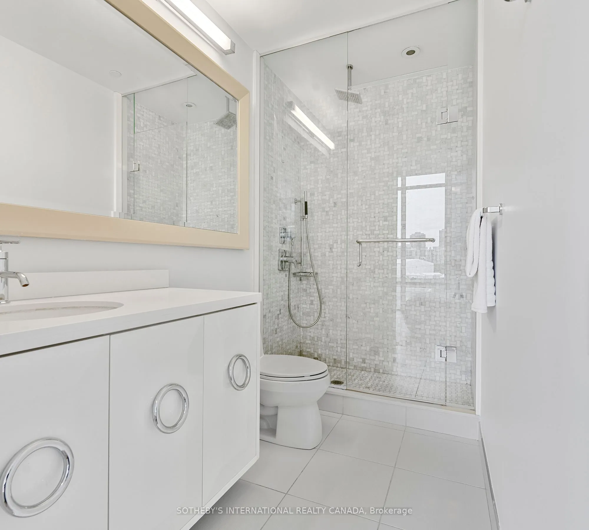 88 Park Lawn Road, #1608