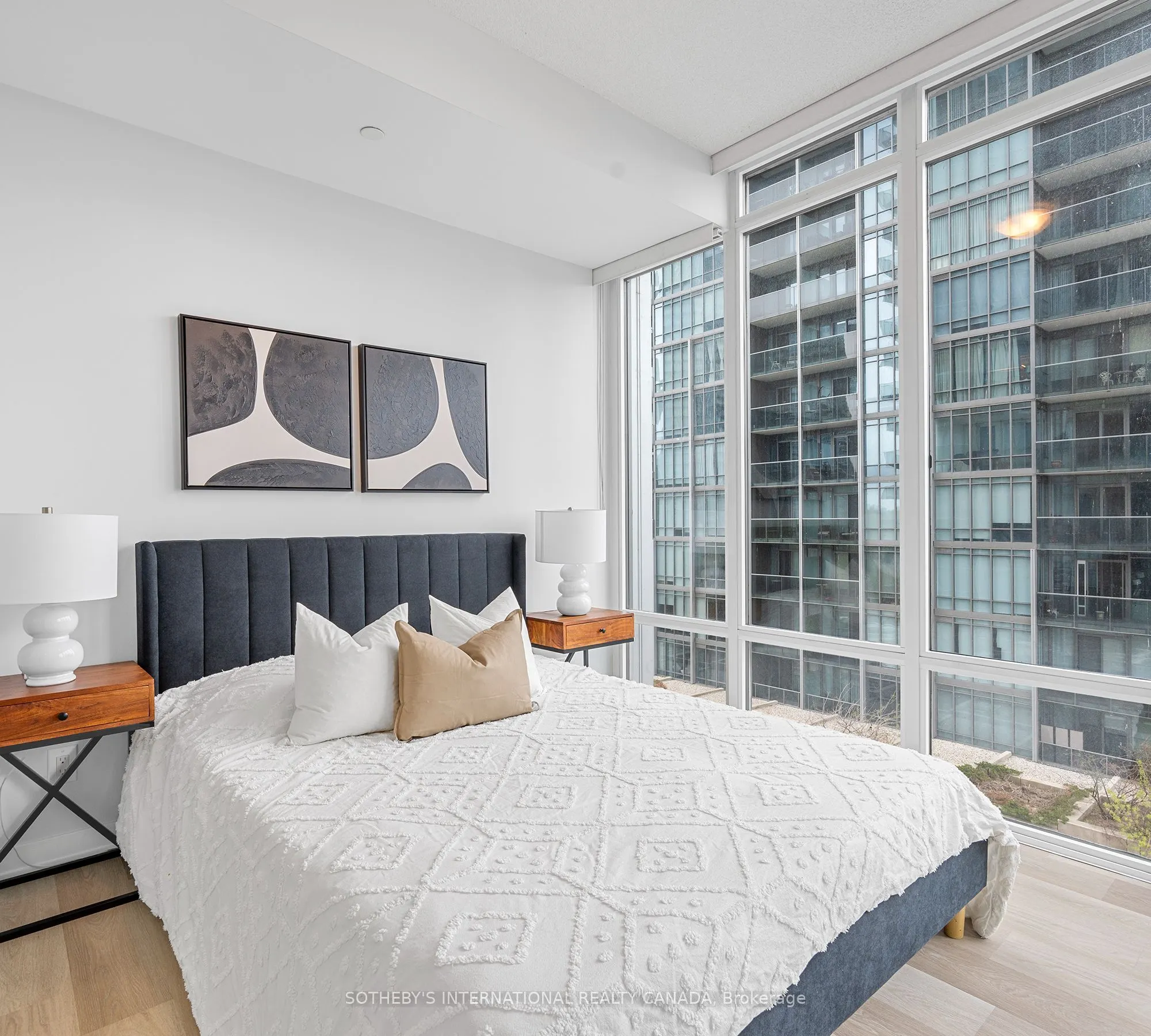 88 Park Lawn Road, #1608