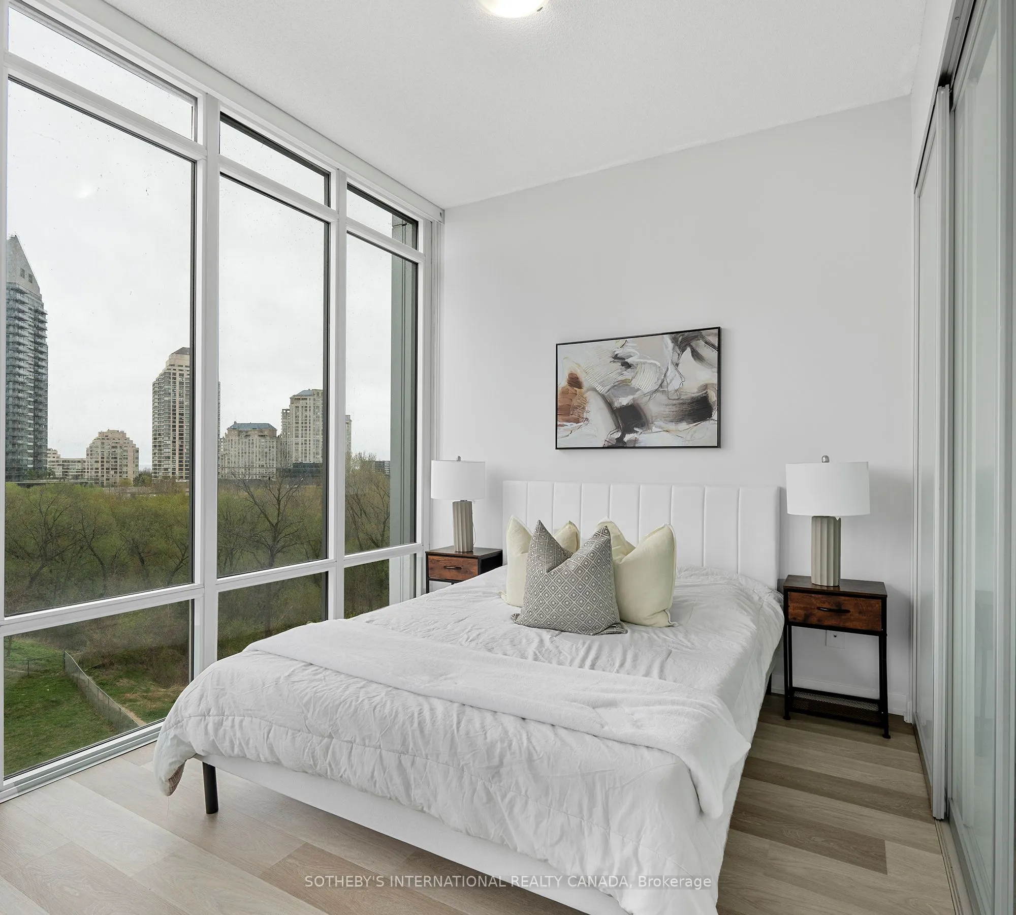 88 Park Lawn Road, #1608