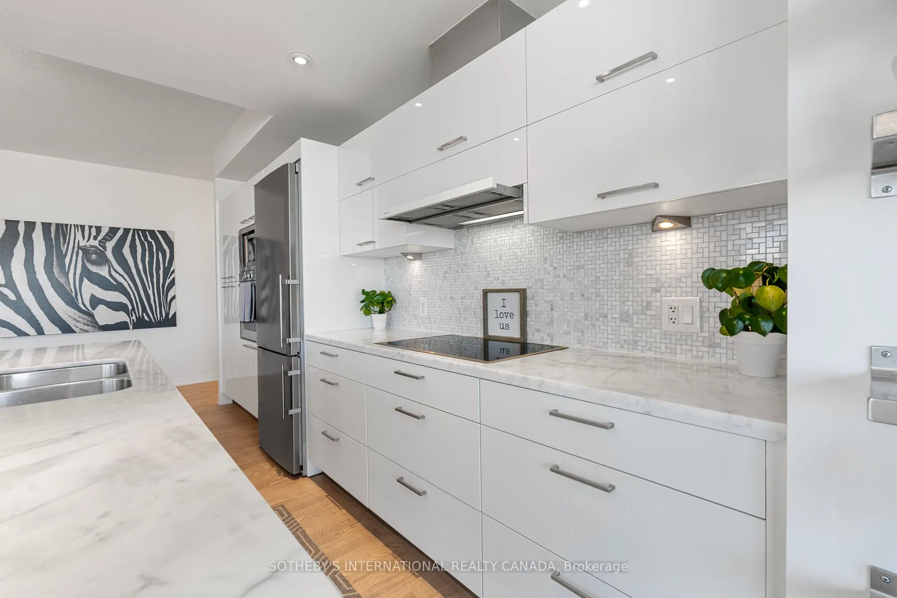 88 Park Lawn Road, #1608