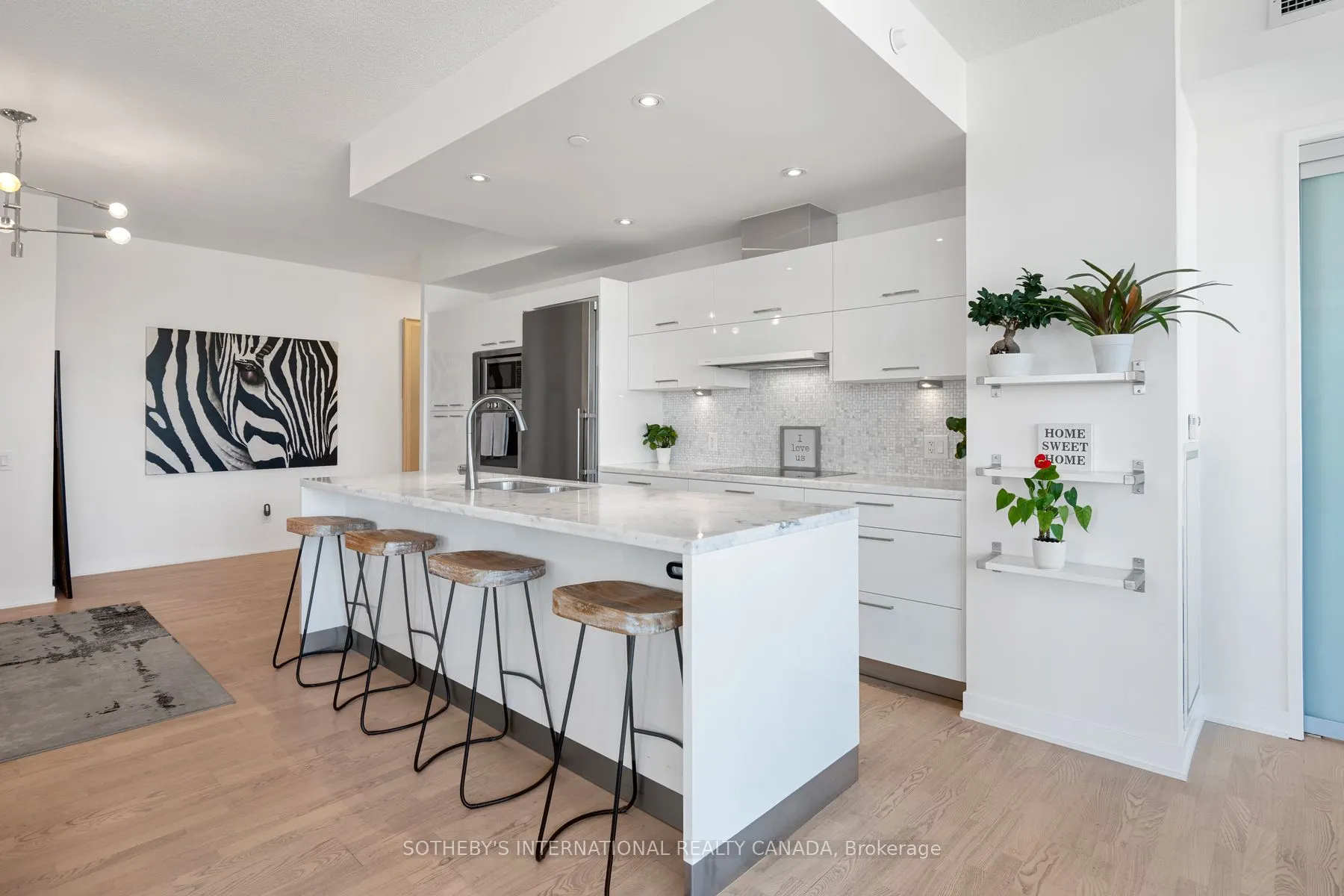 88 Park Lawn Road, #1608