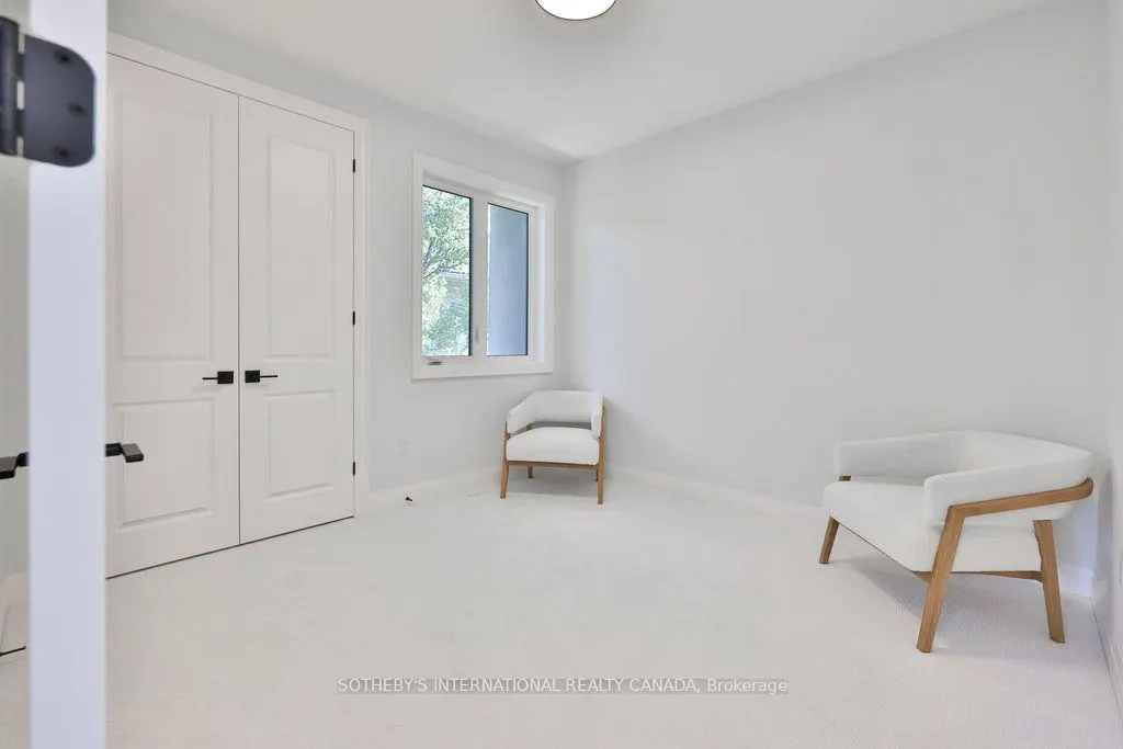 520 Markay Common