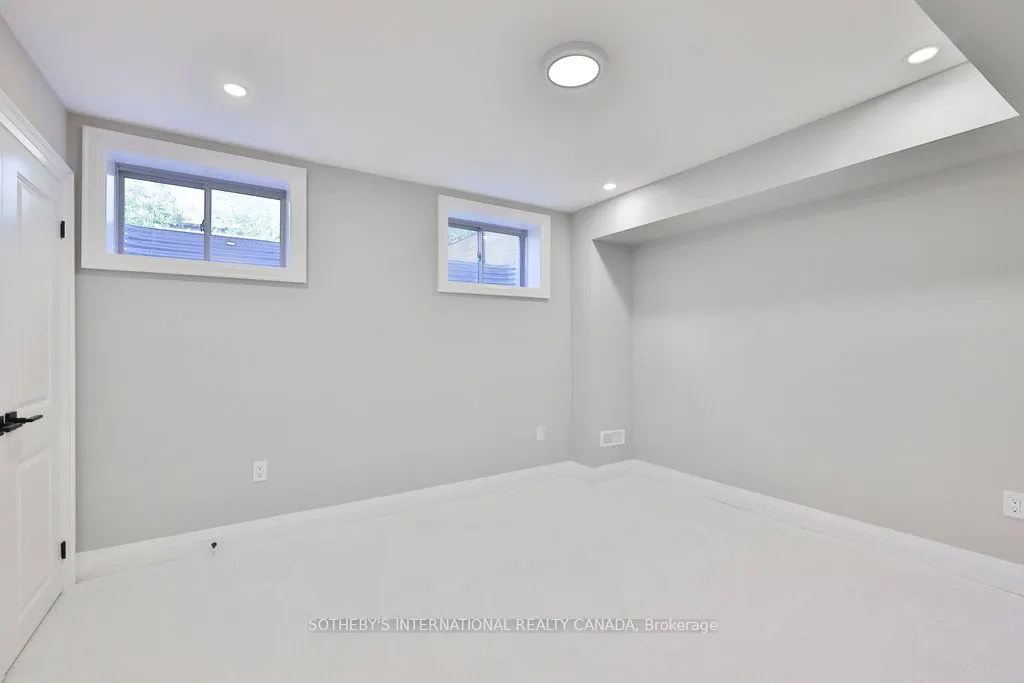 520 Markay Common