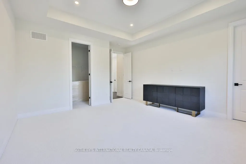 520 Markay Common