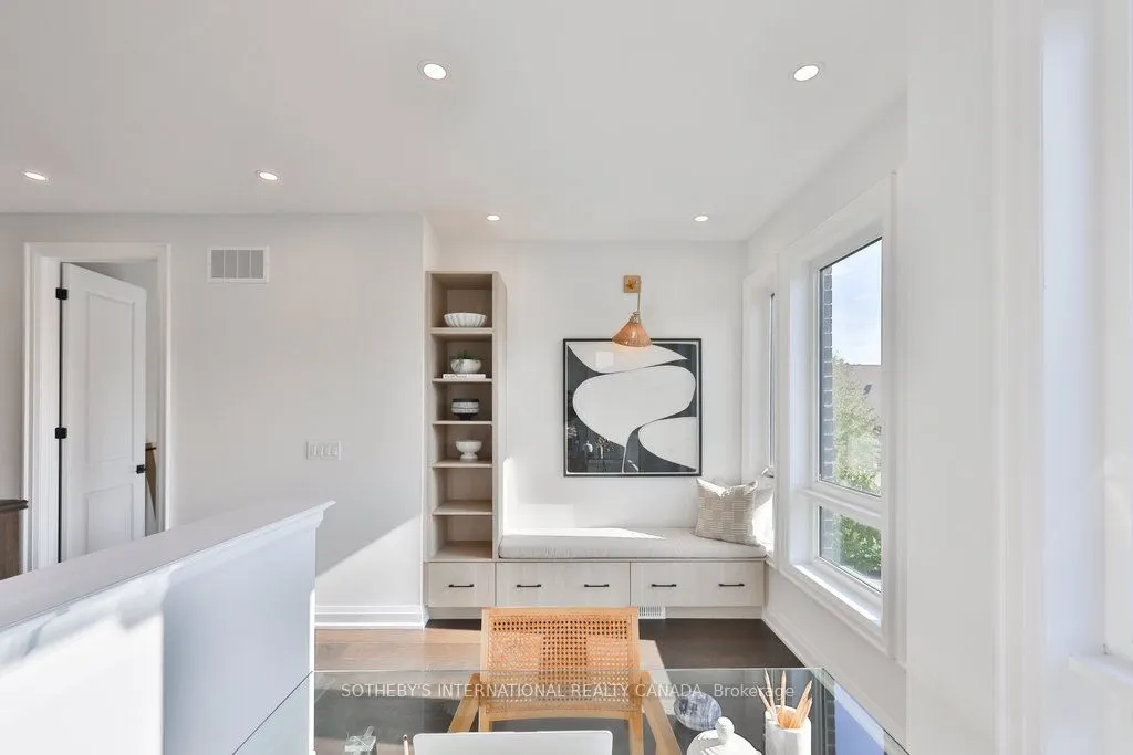 520 Markay Common
