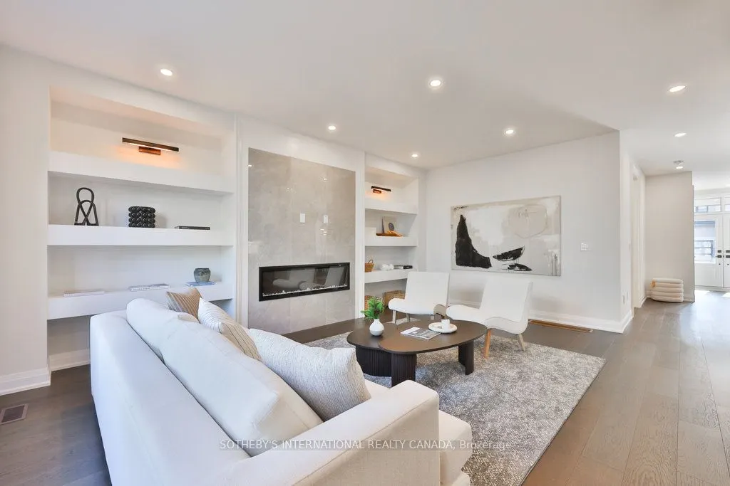 520 Markay Common