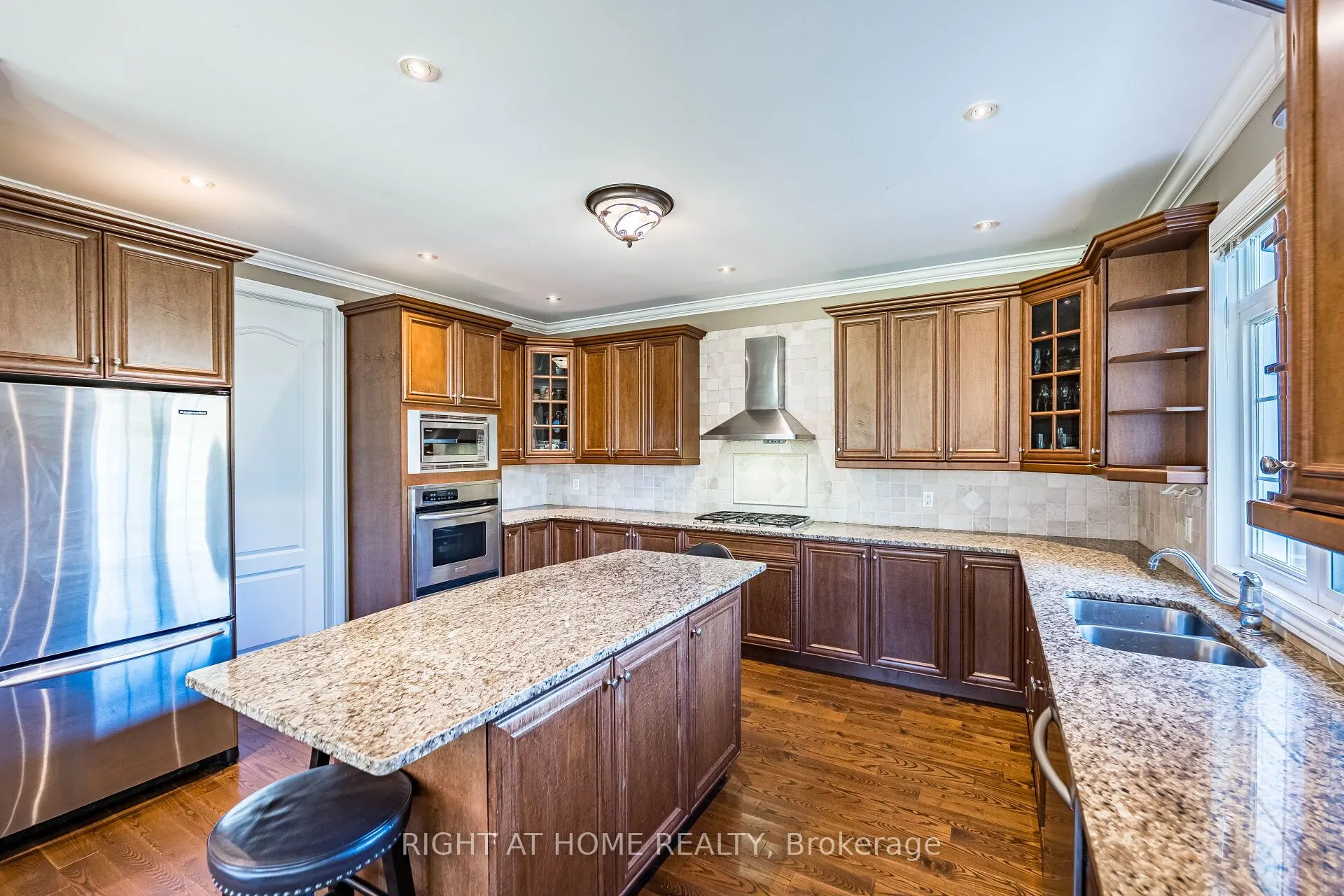11150 Menzies Court