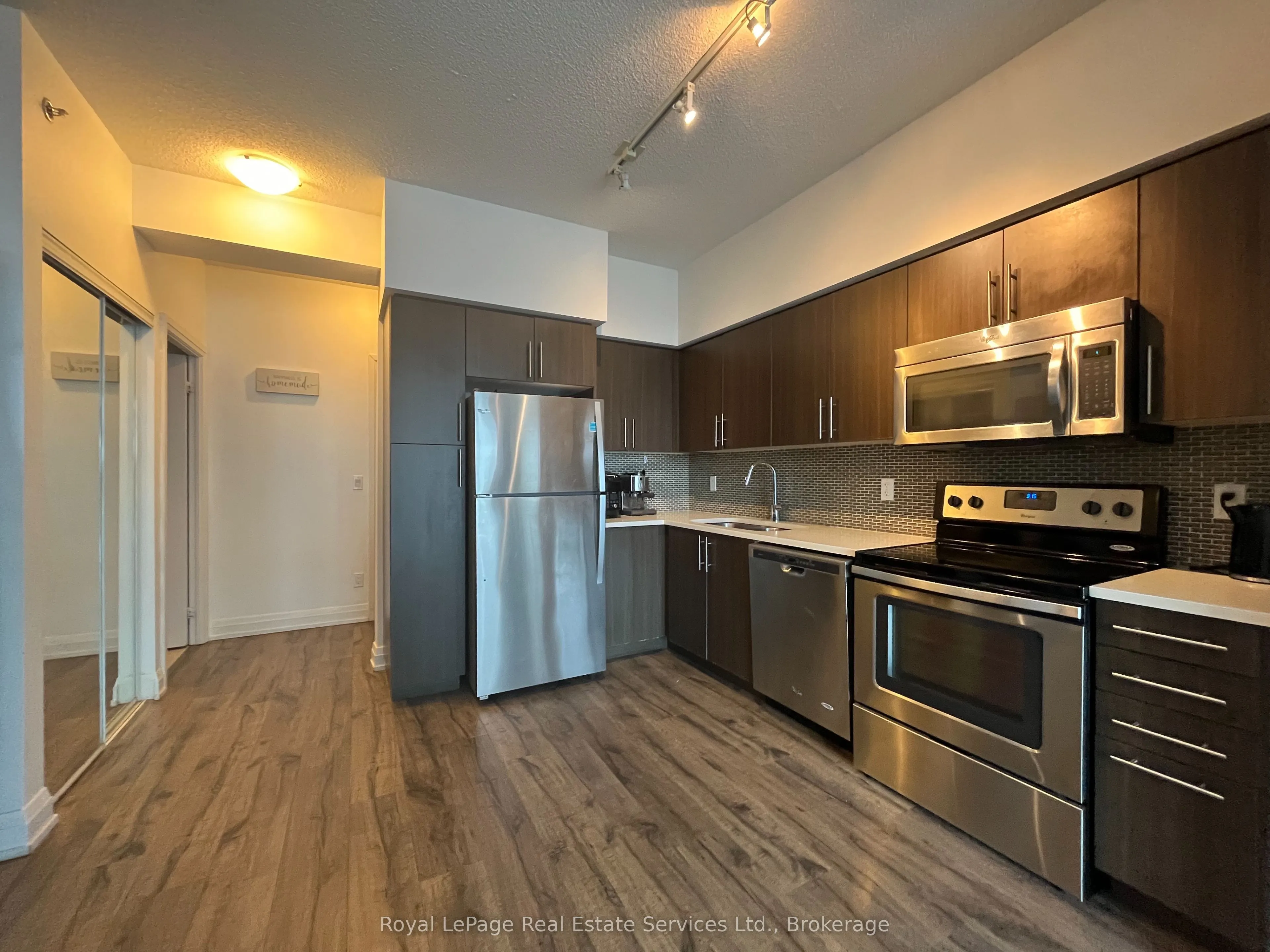 65 Speers Road, #1108