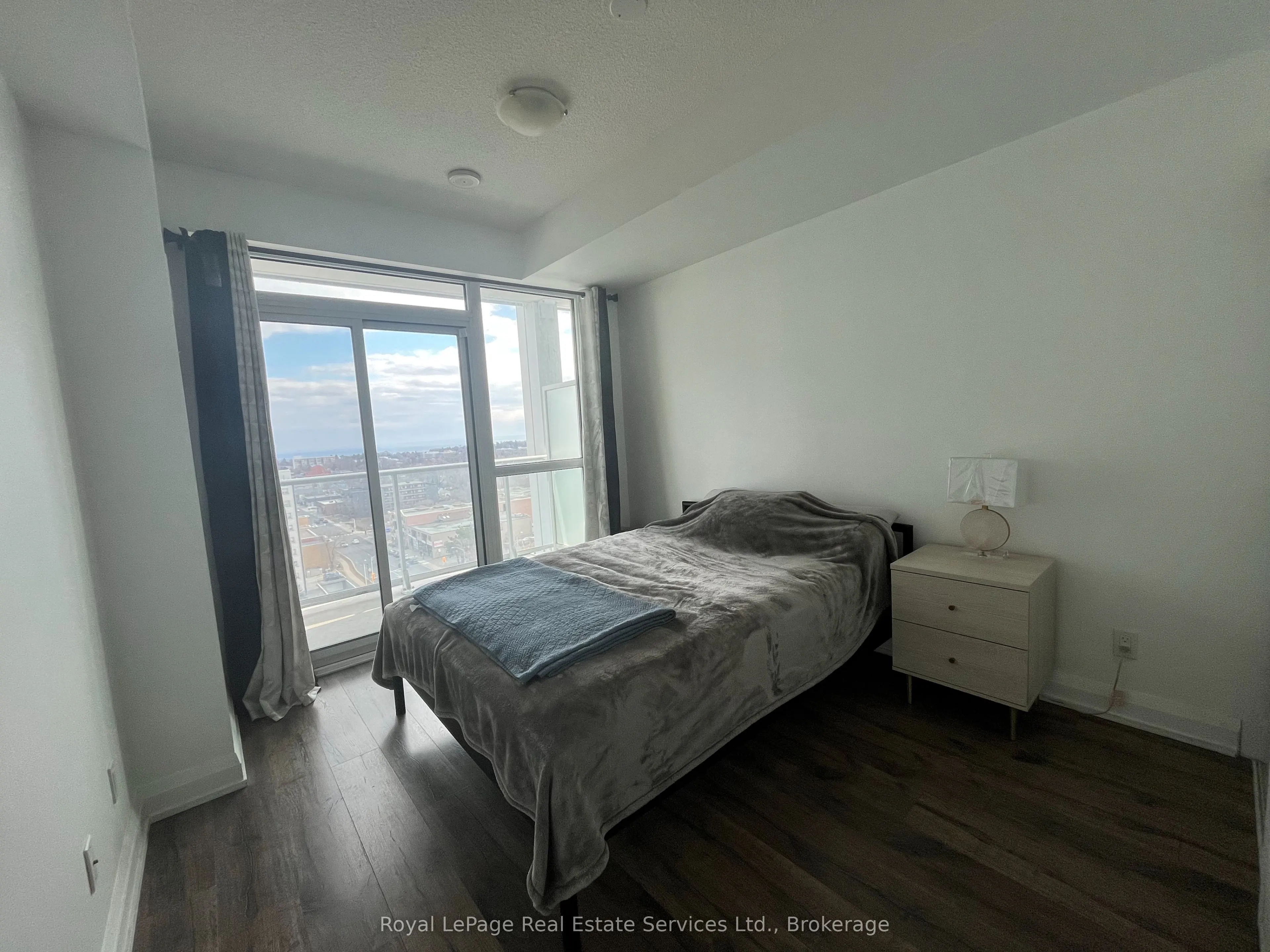65 Speers Road, #1108