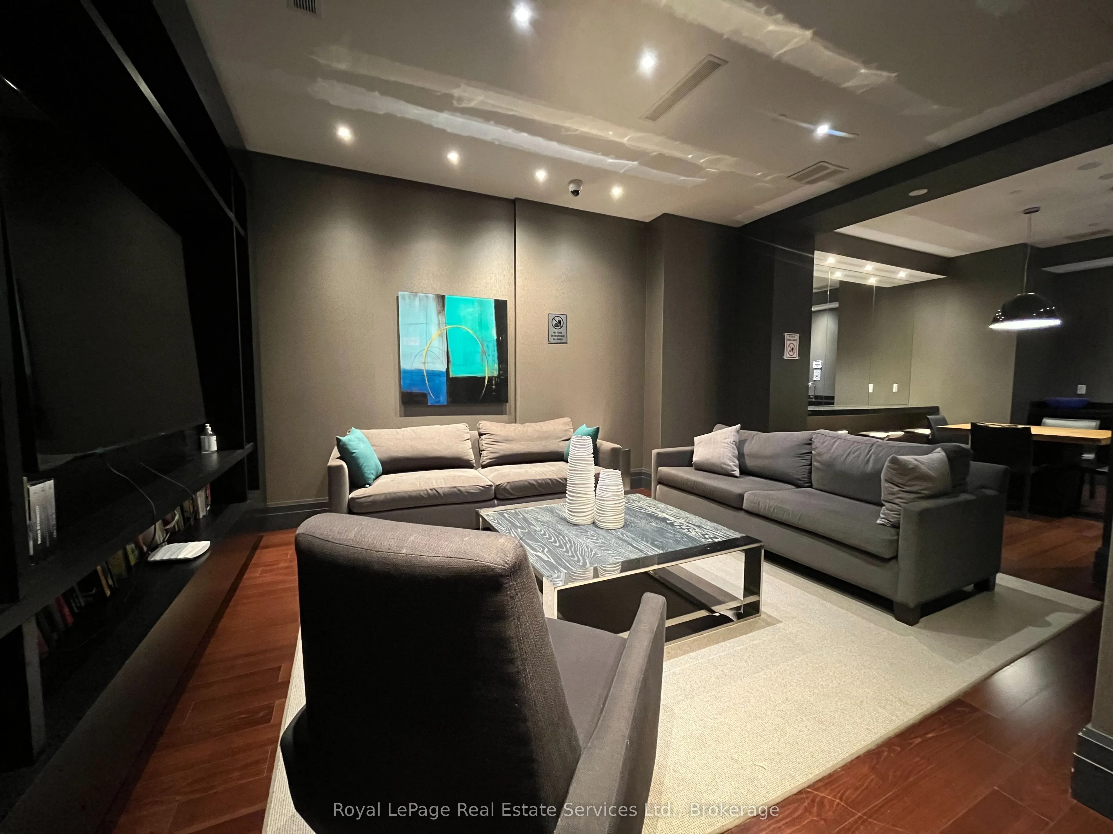 65 Speers Road, #1108